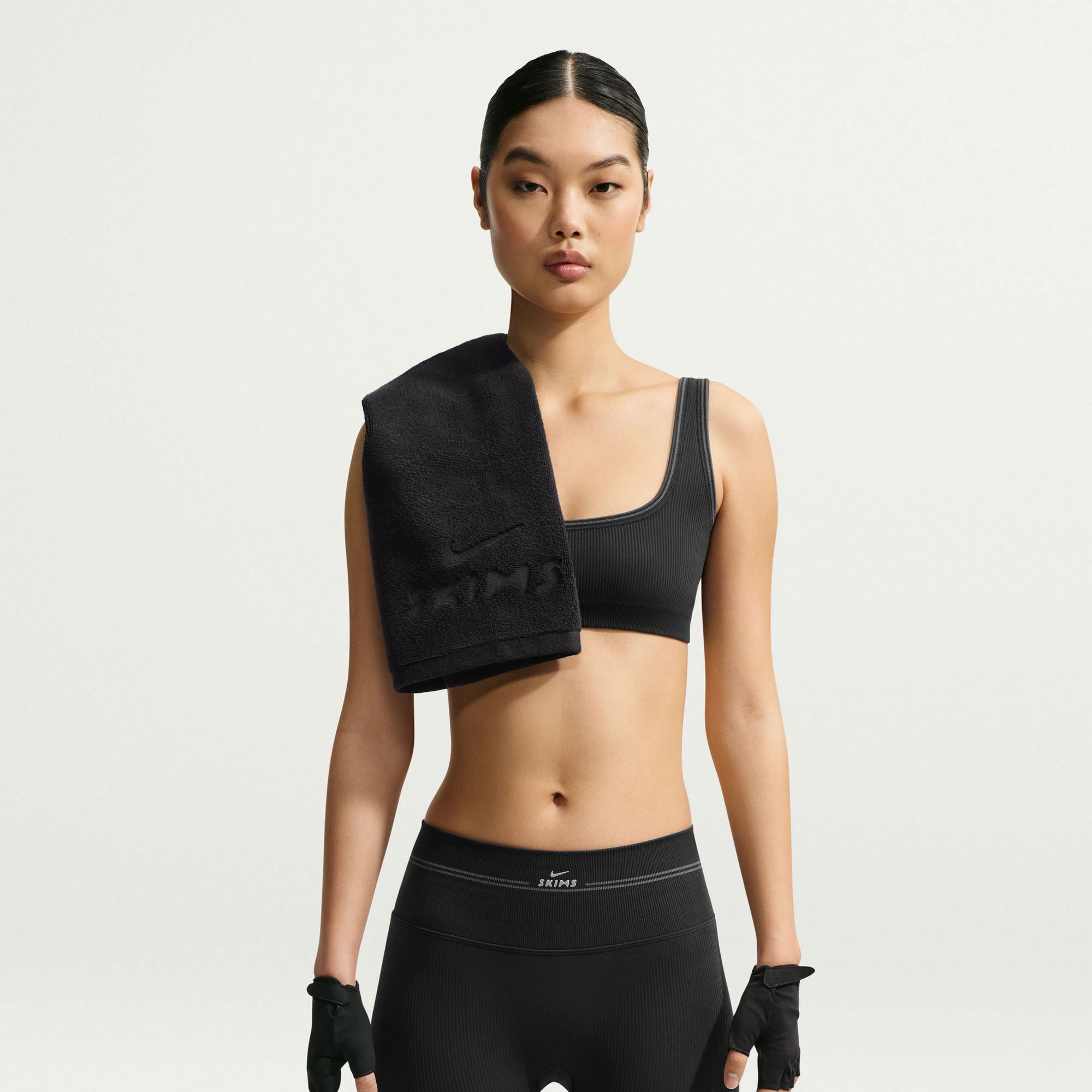 NikeSKIMS image number 4