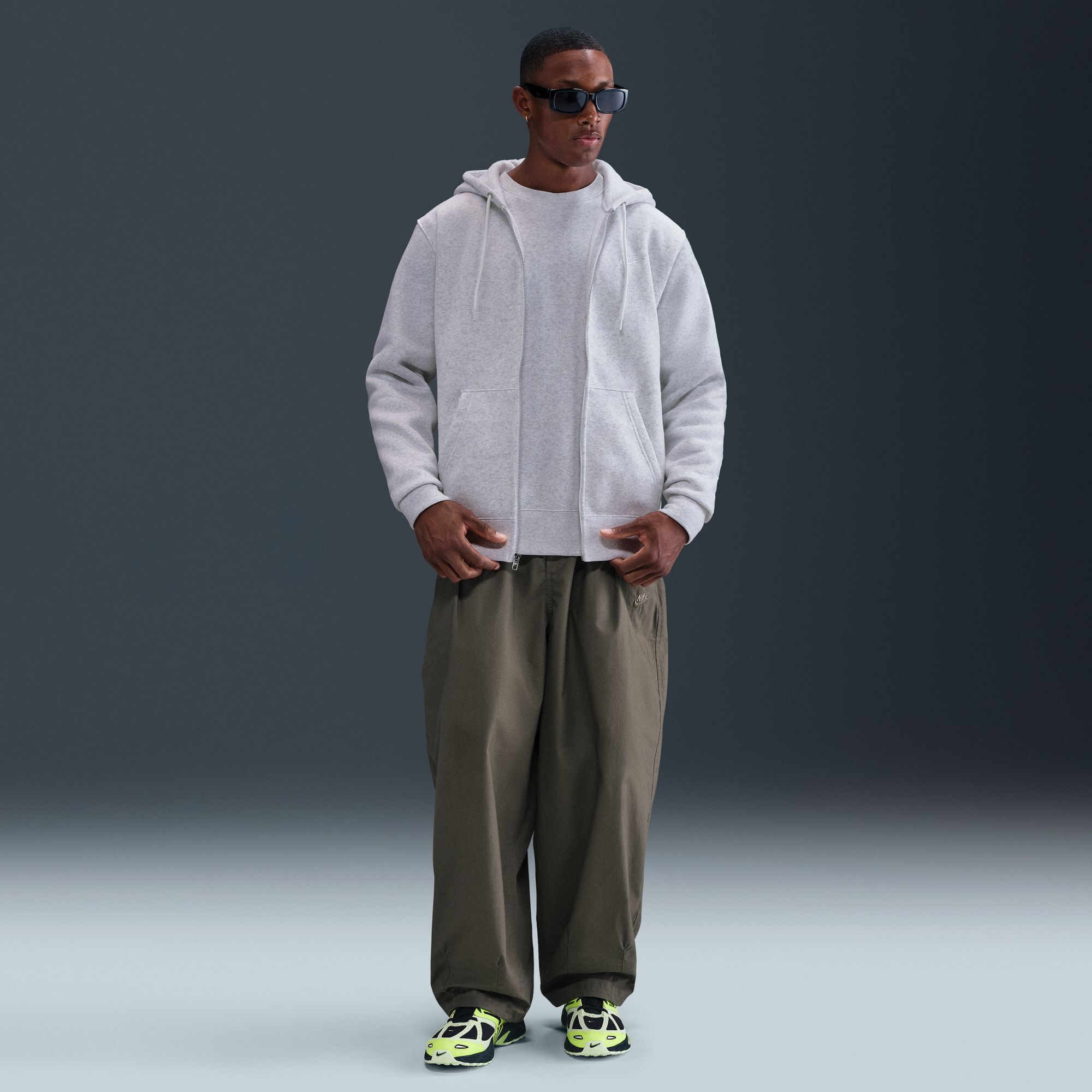 Nike Club image number 3