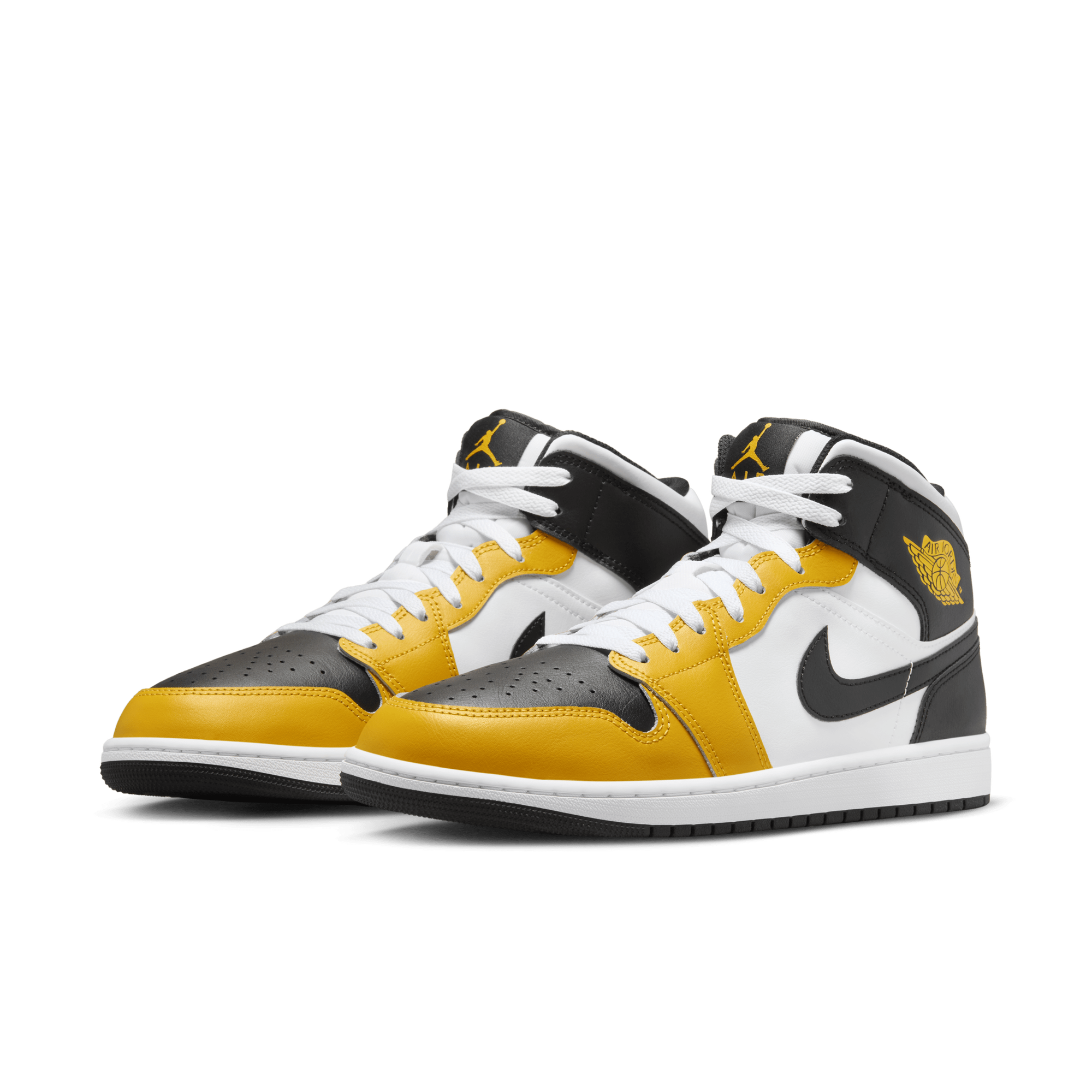 Shop Air Jordan 1 Mid Men s Shoes Nike UAE