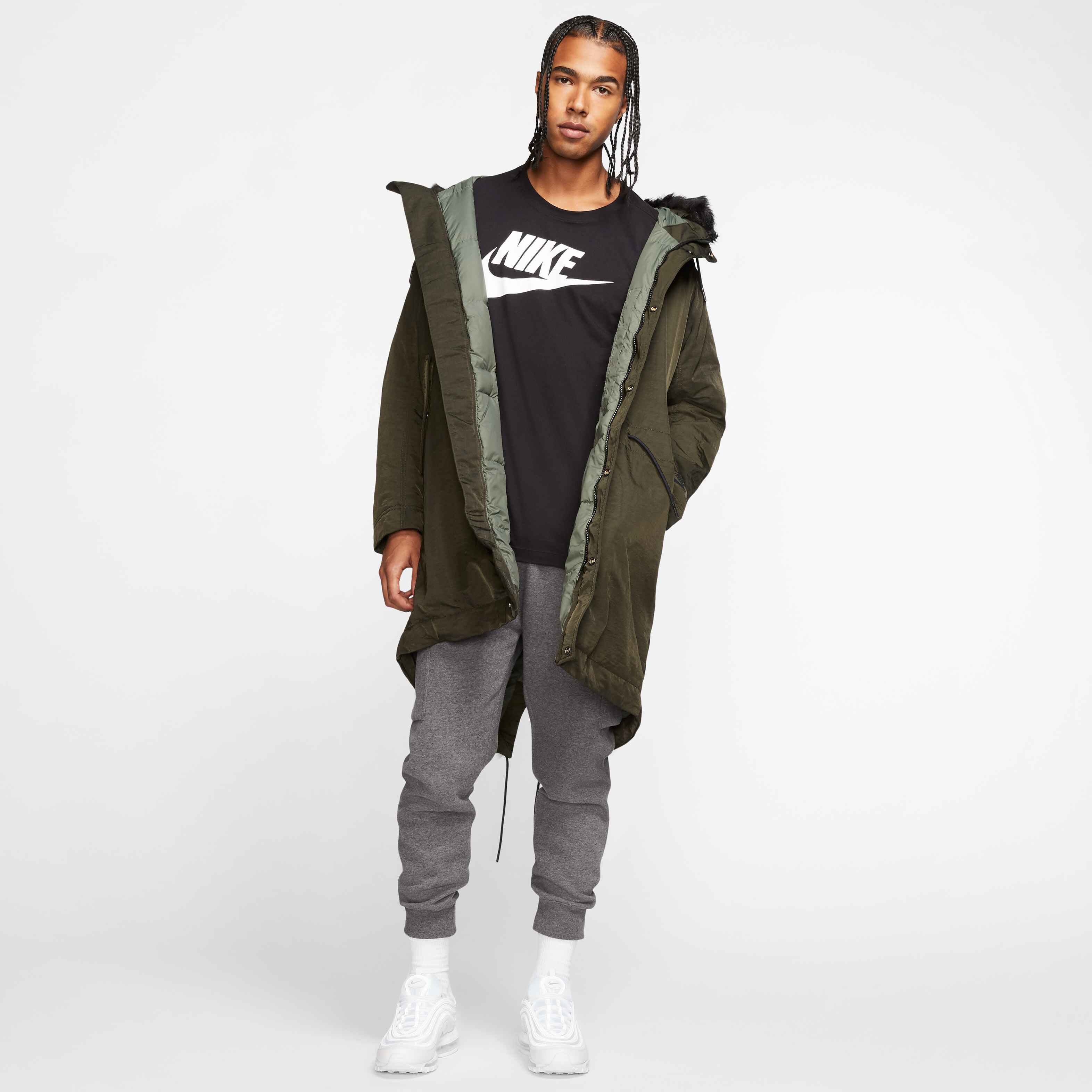 نايكي سبورتسوير image number 4