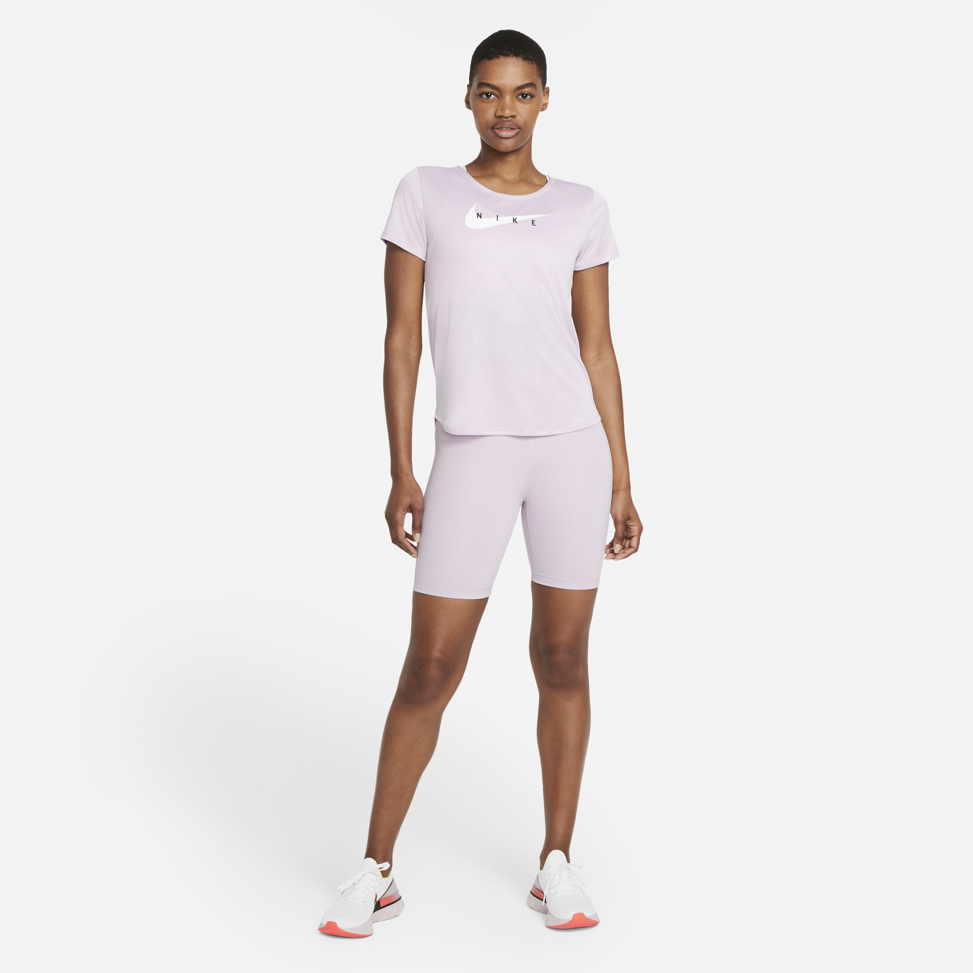 نايكي سووش رن image number 6