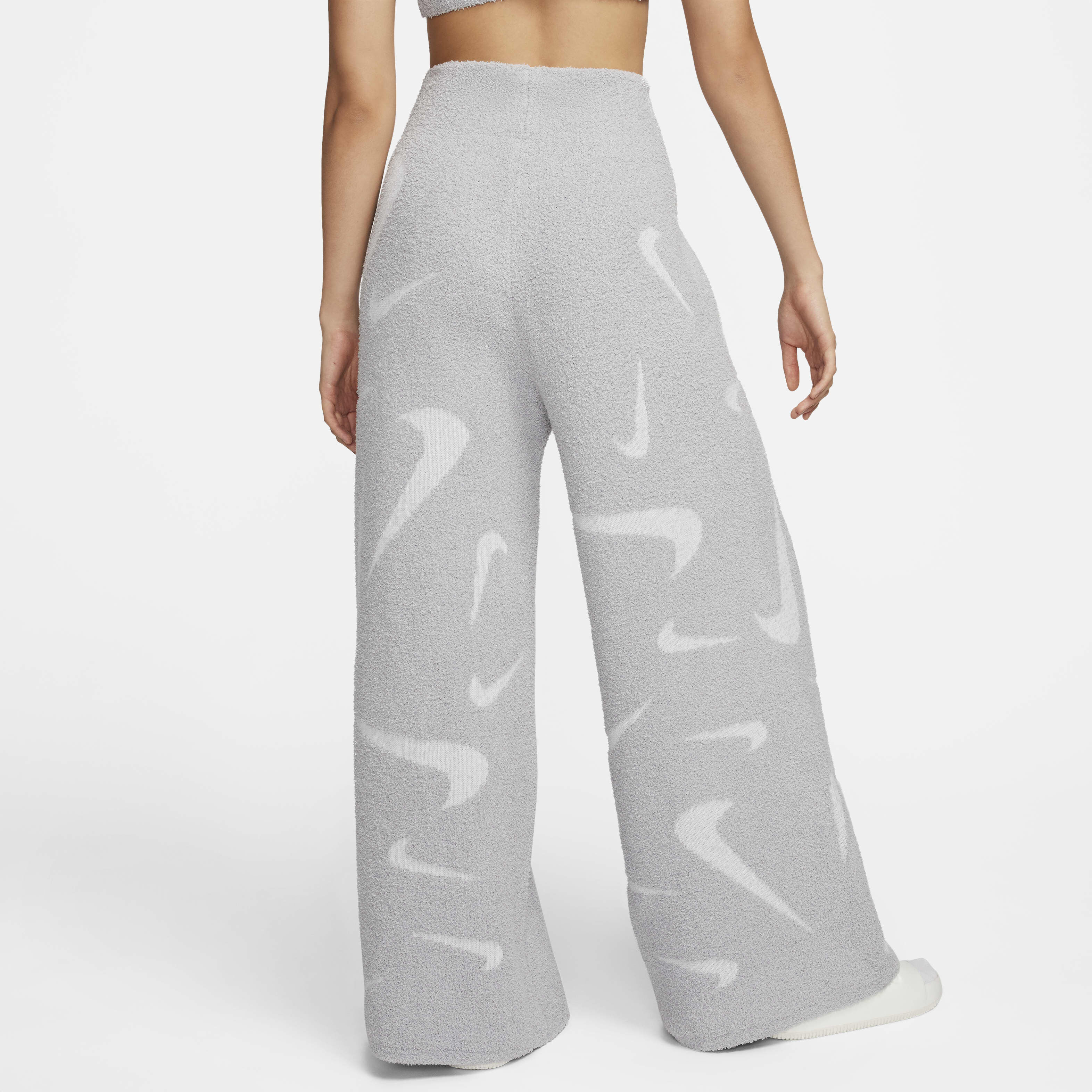 【NIKE】SPORTSWEAR PHOENIX COSY BOUCLE ショートパンツ Nike Sportswear Phoenix Cozy Bouclé Women's Slim Cropped