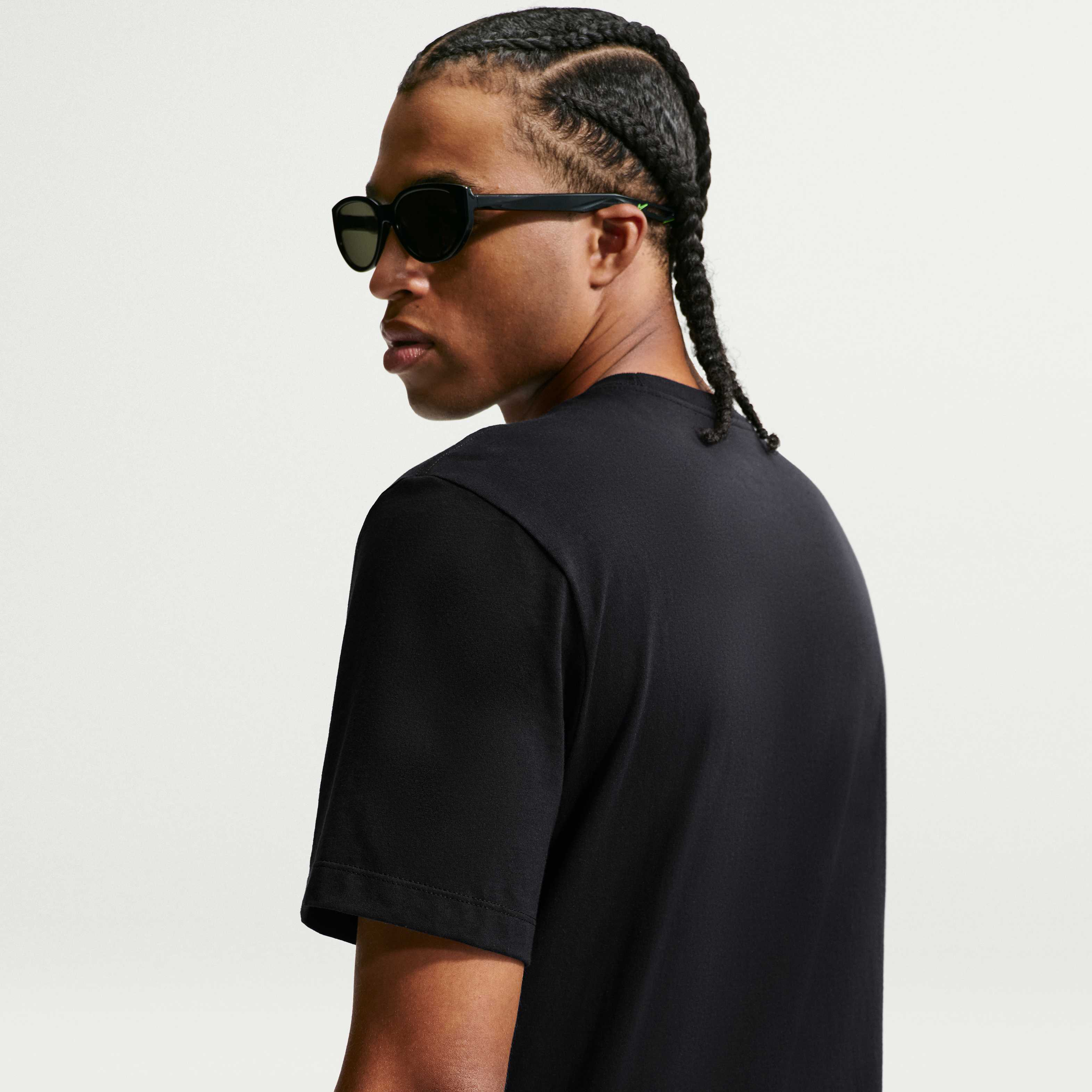 Nike Sportswear Swoosh image number 1