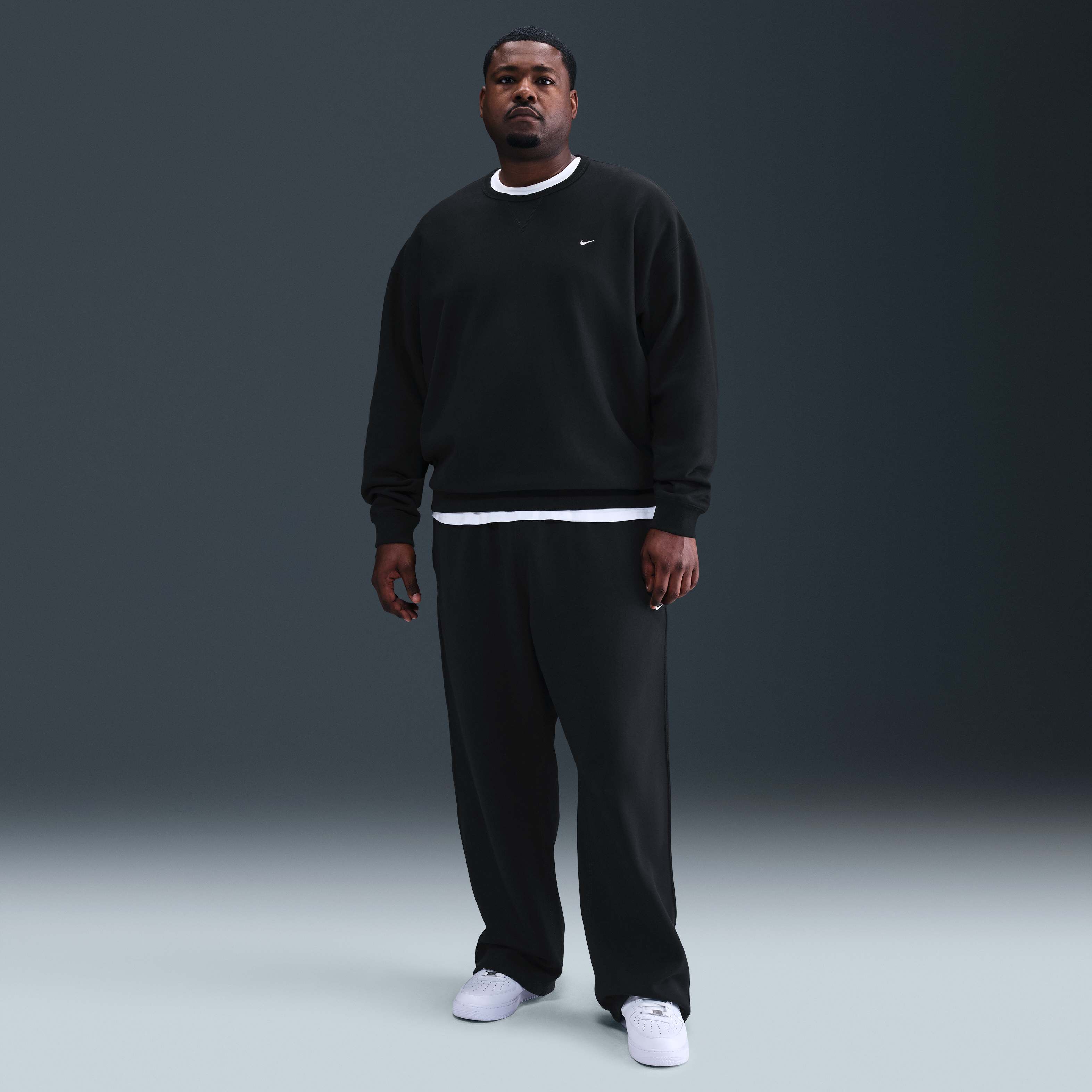 Nike Solo Swoosh image number 8