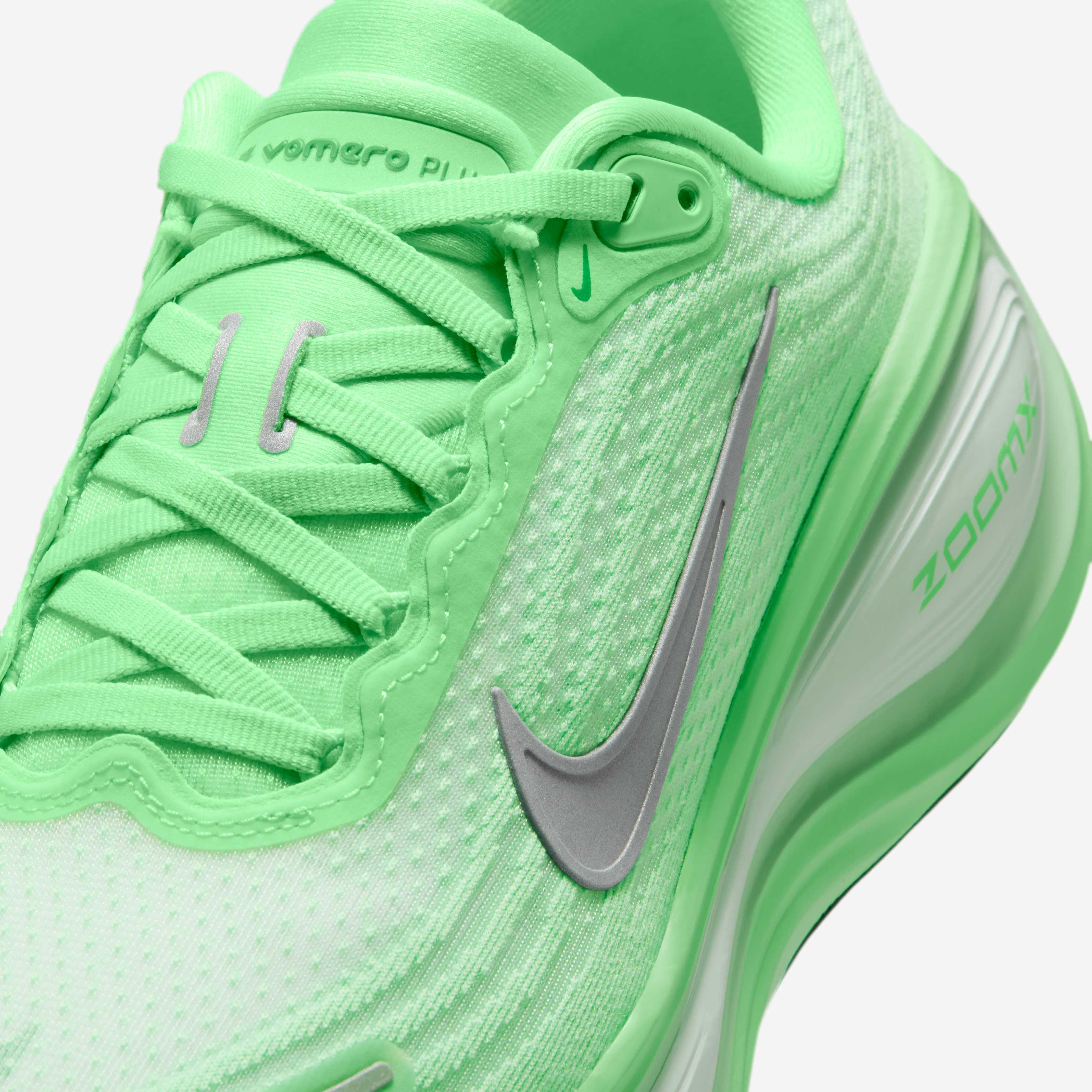 Nike Vomero Plus image number 6
