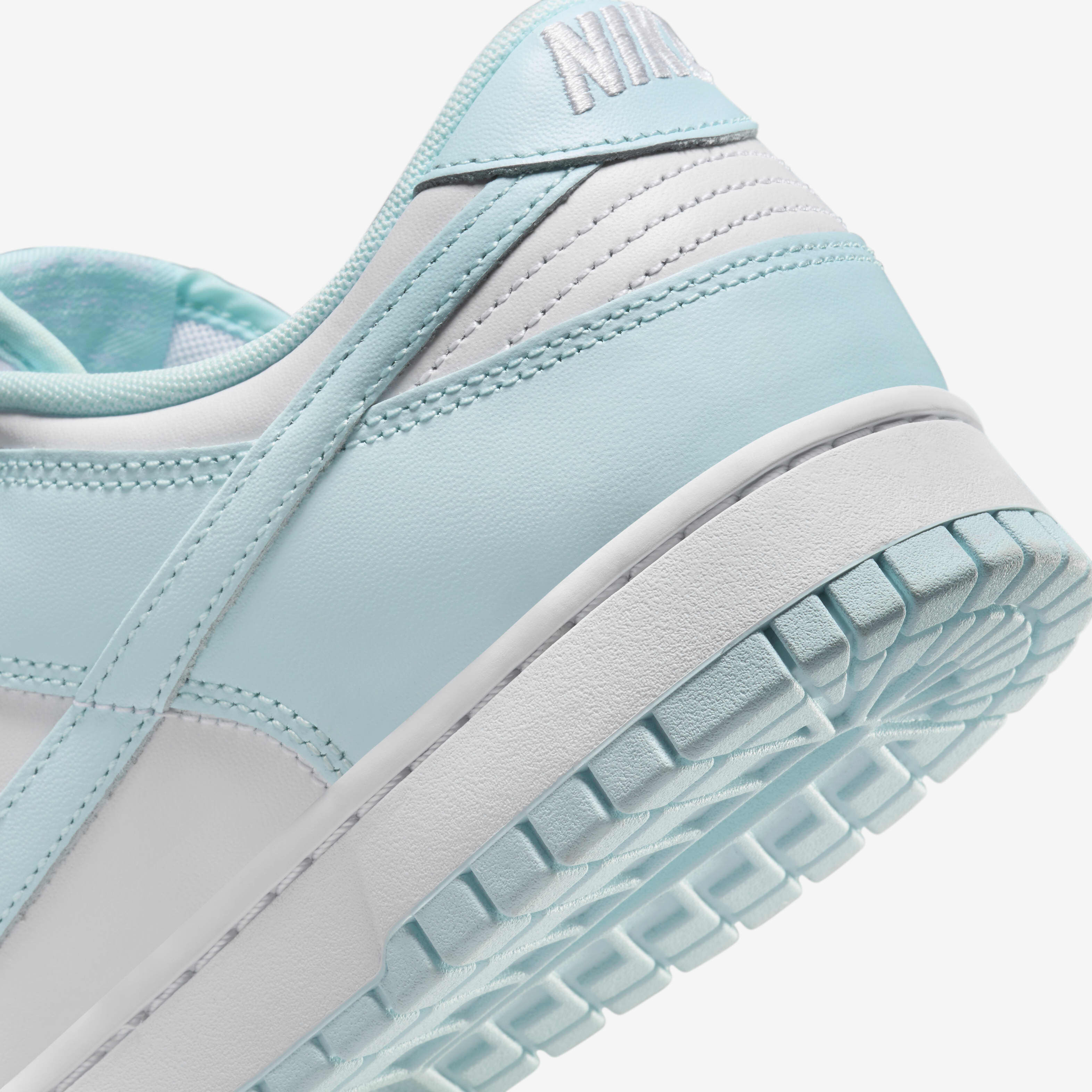Blue nike shoes 218 shop