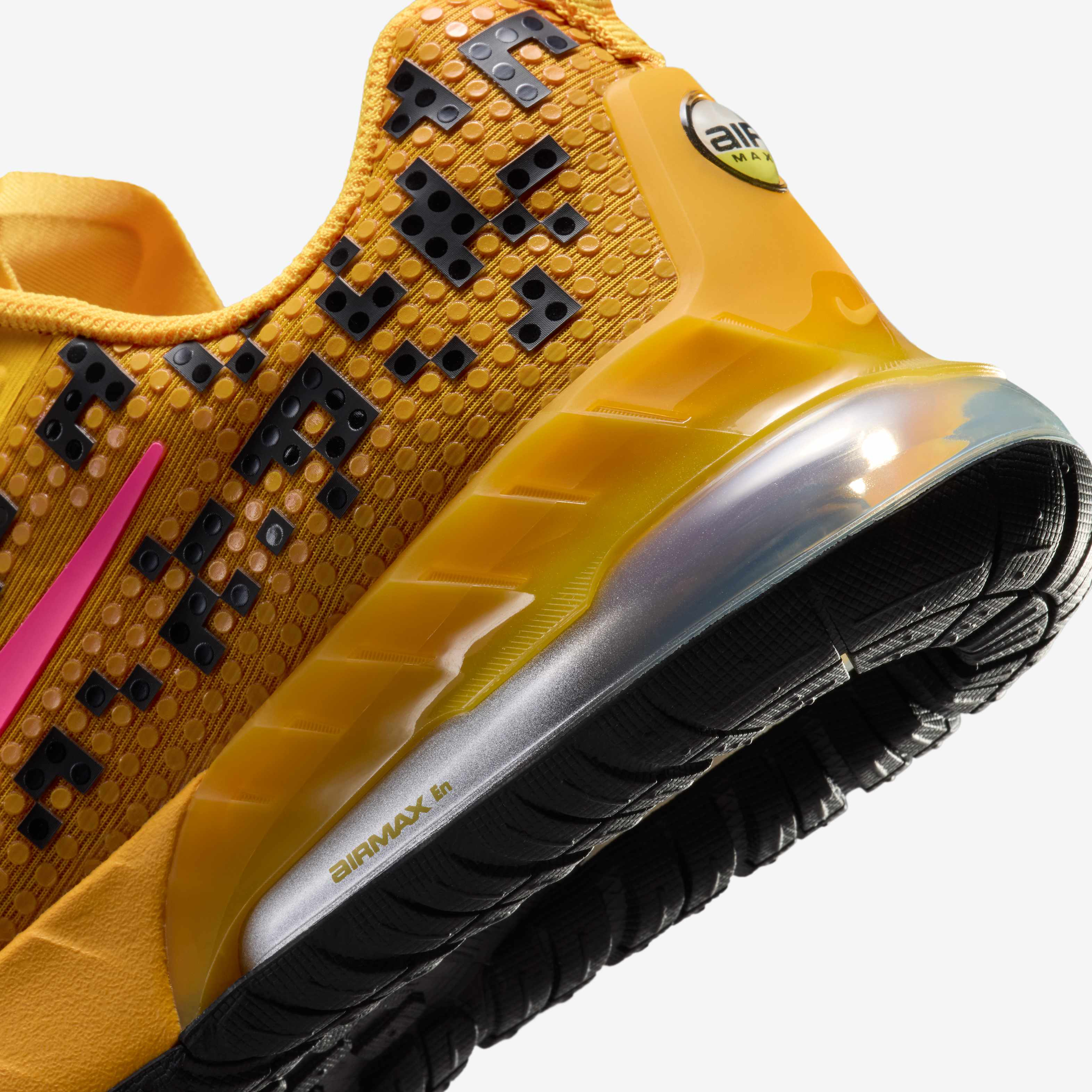 Nike Air Max Phoenix x LEGO&reg; Collection image number 7