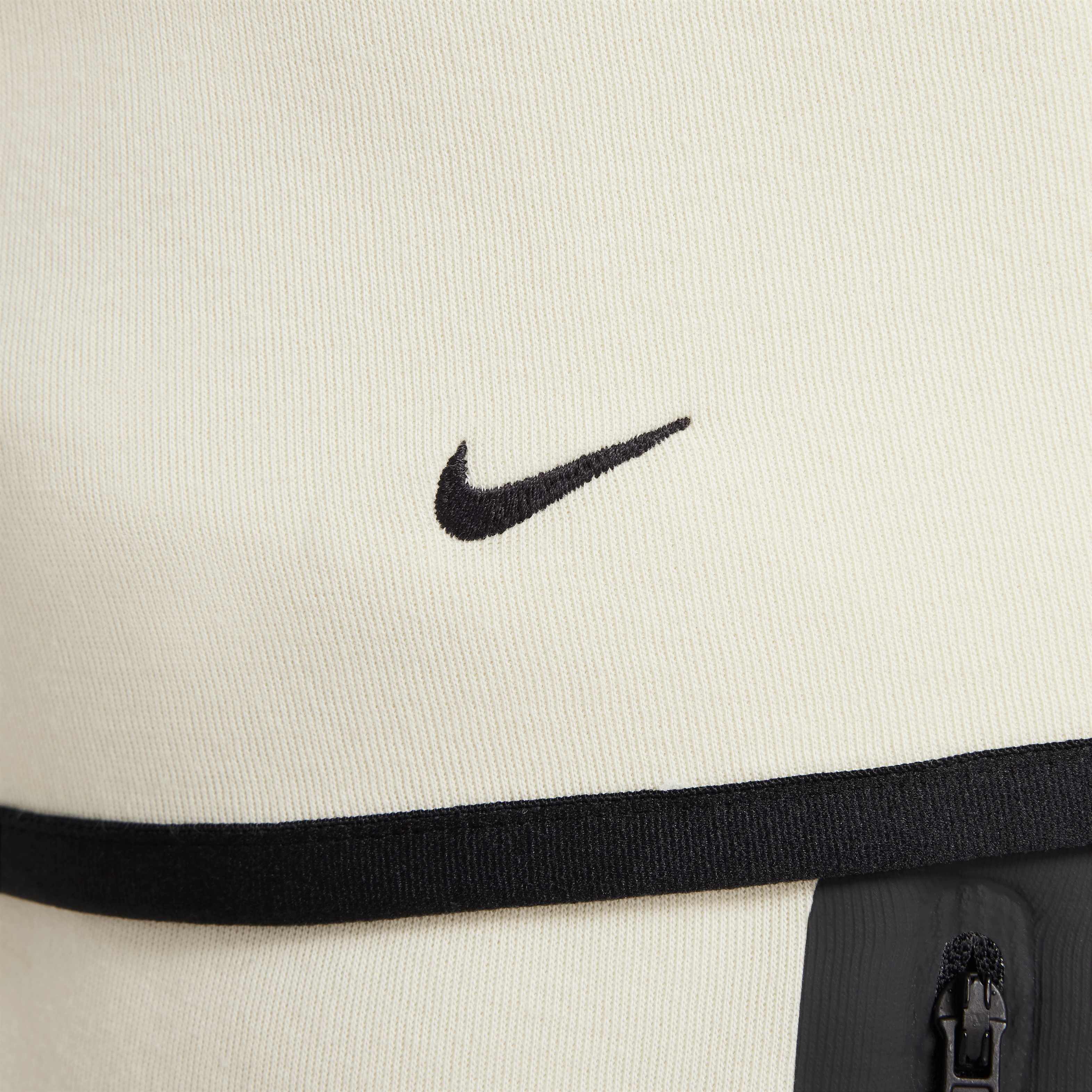 Nike Sportswear Tech Fleece image number 6
