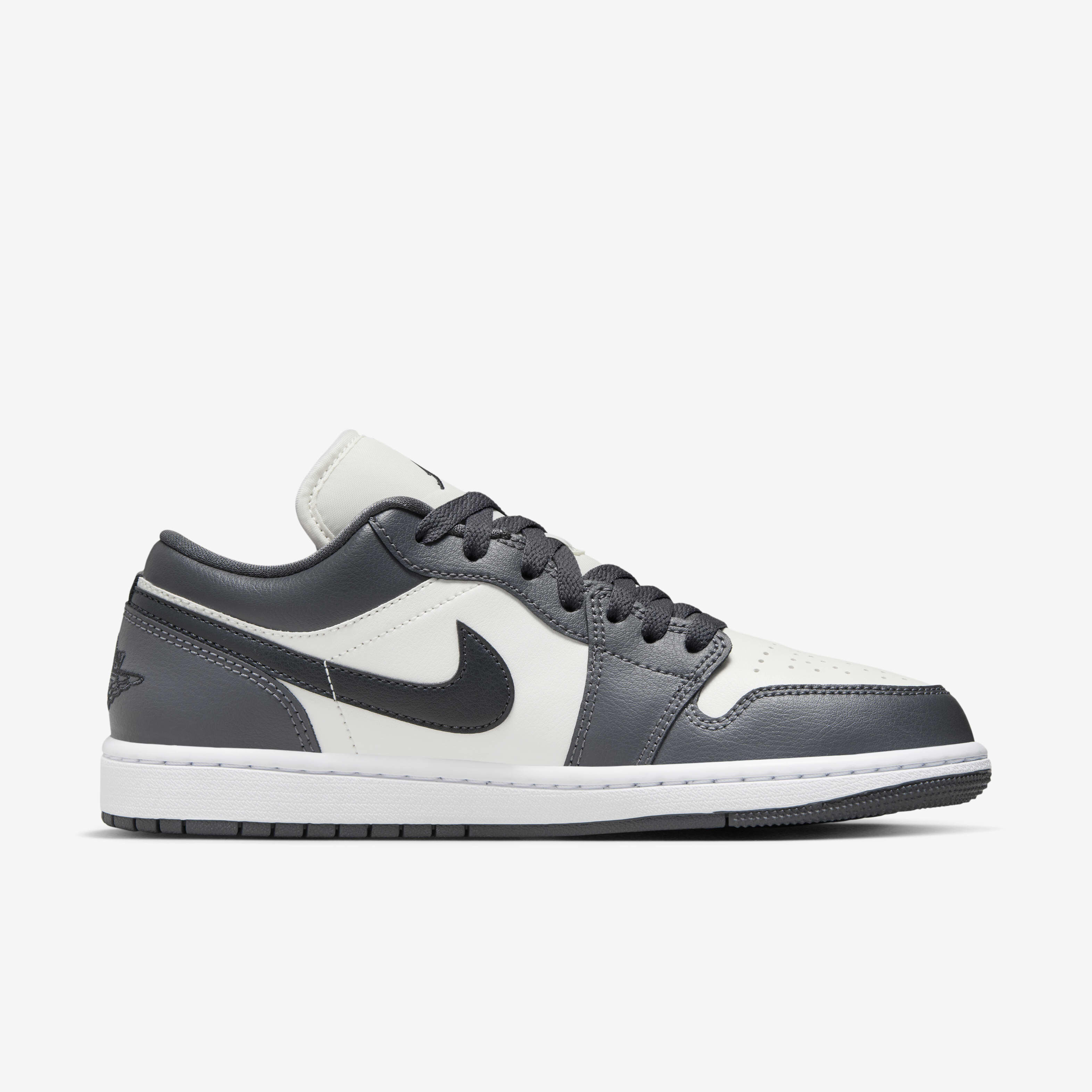 Air Jordan 1 Low image number 2