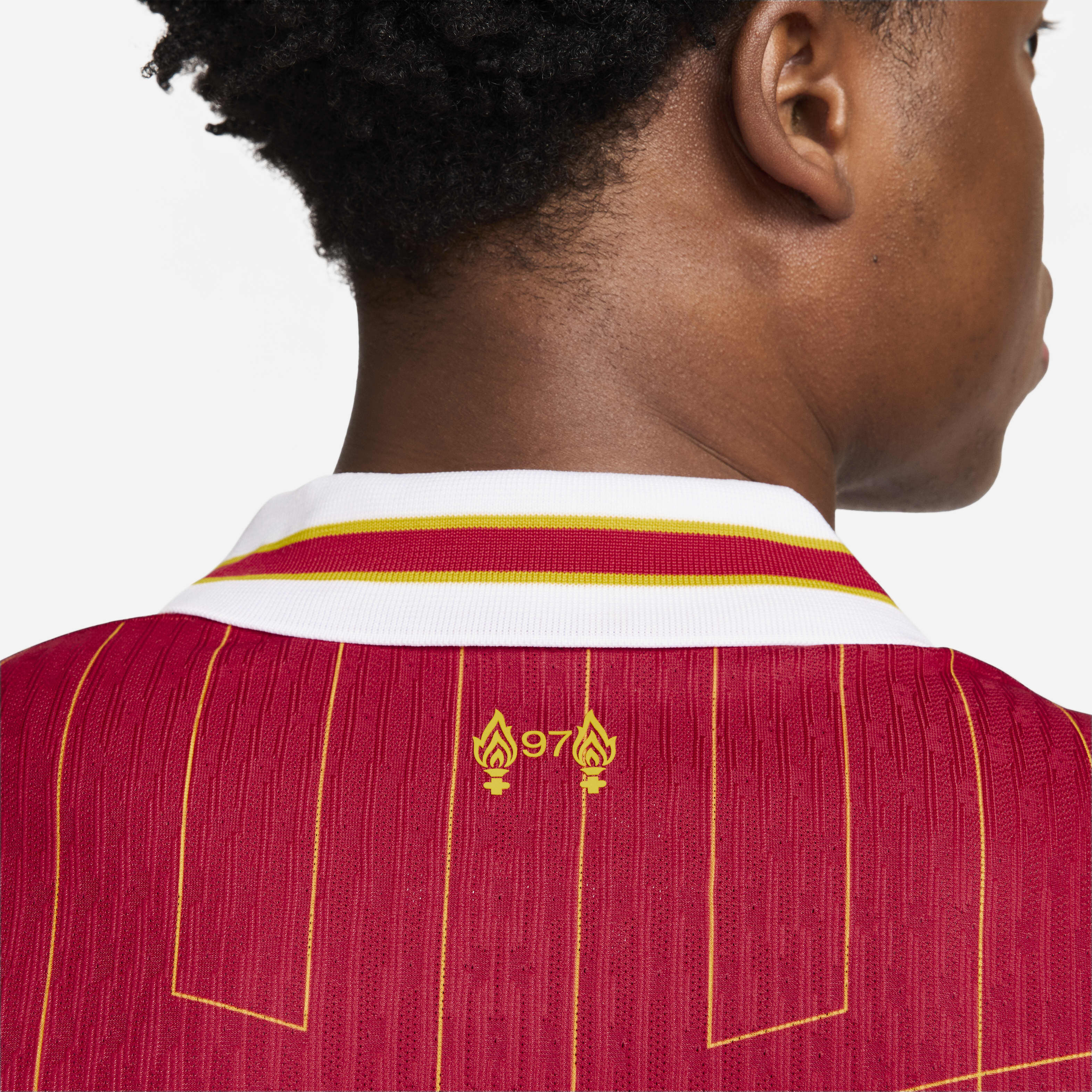 ليفربول 2024/25 ماتش الأساسي image number 8