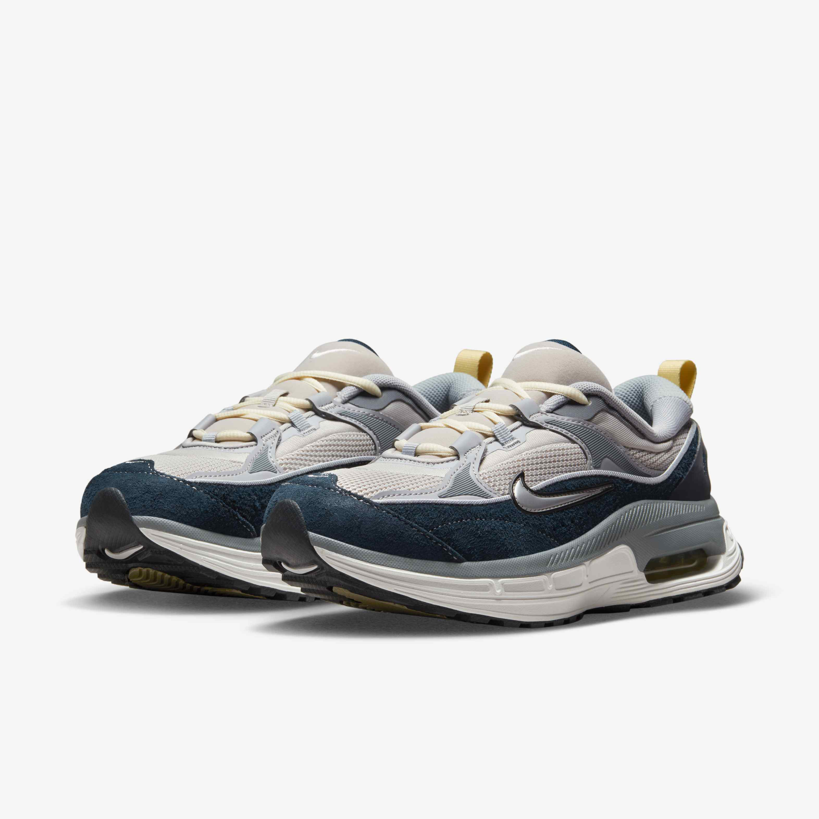 Nike Air Max Bliss image number 4