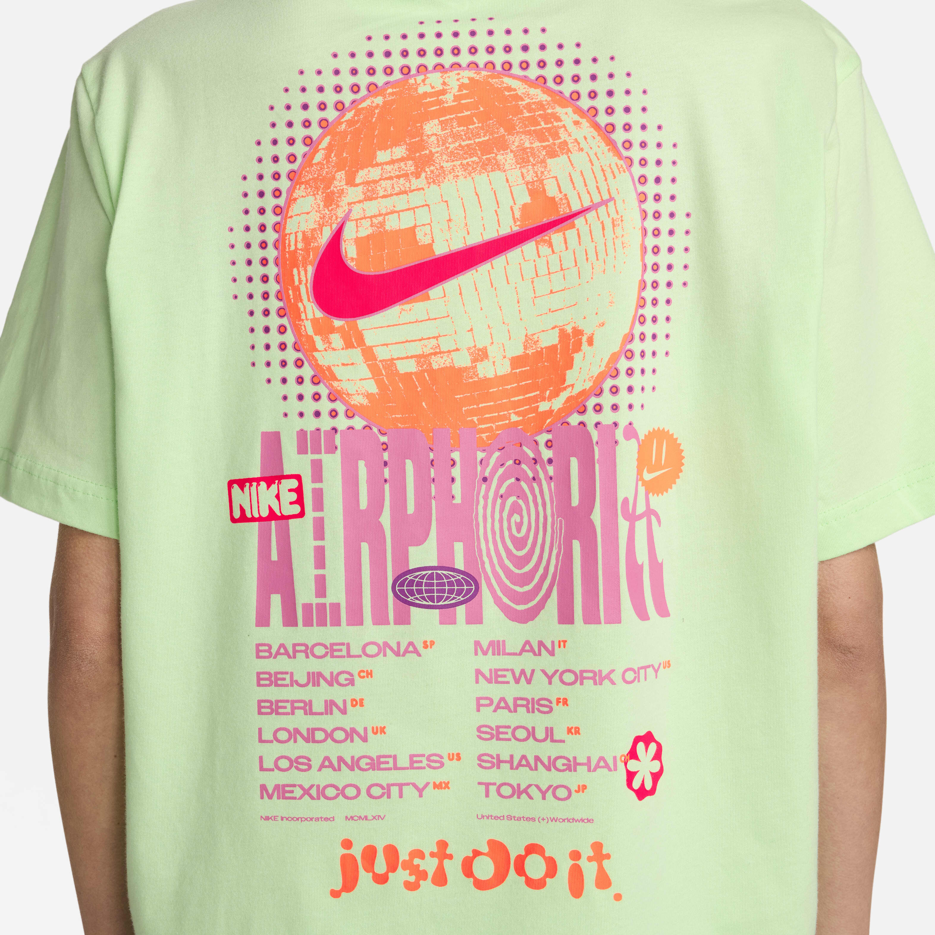 Nike Sportswear image number 4