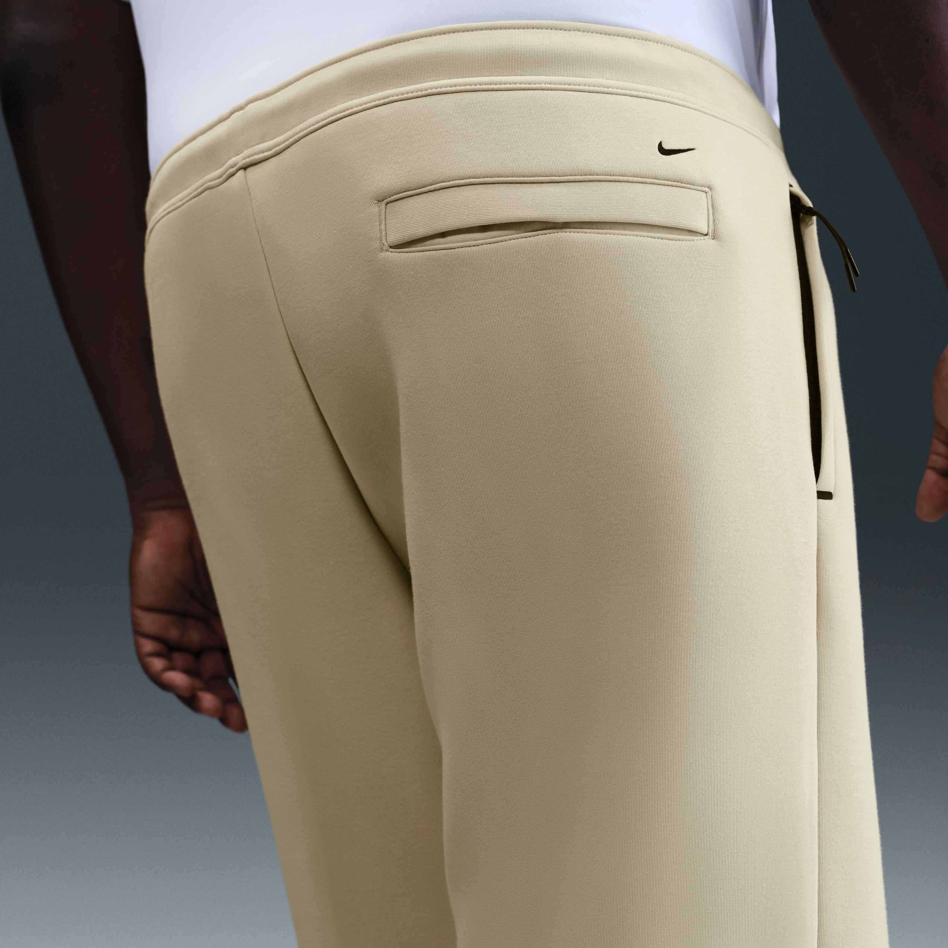 Nike Tech image number 7