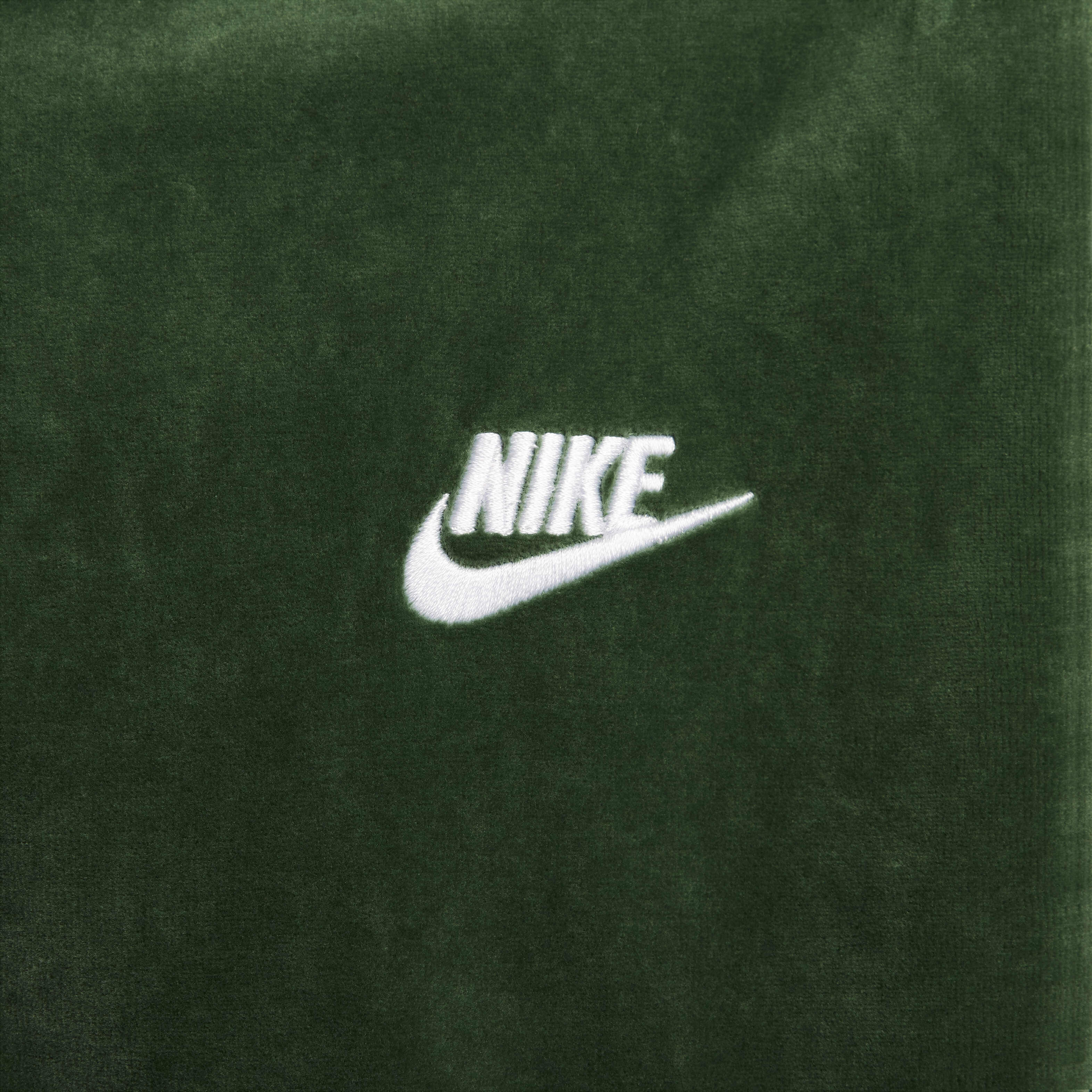 Nike Sportswear Club image number 4