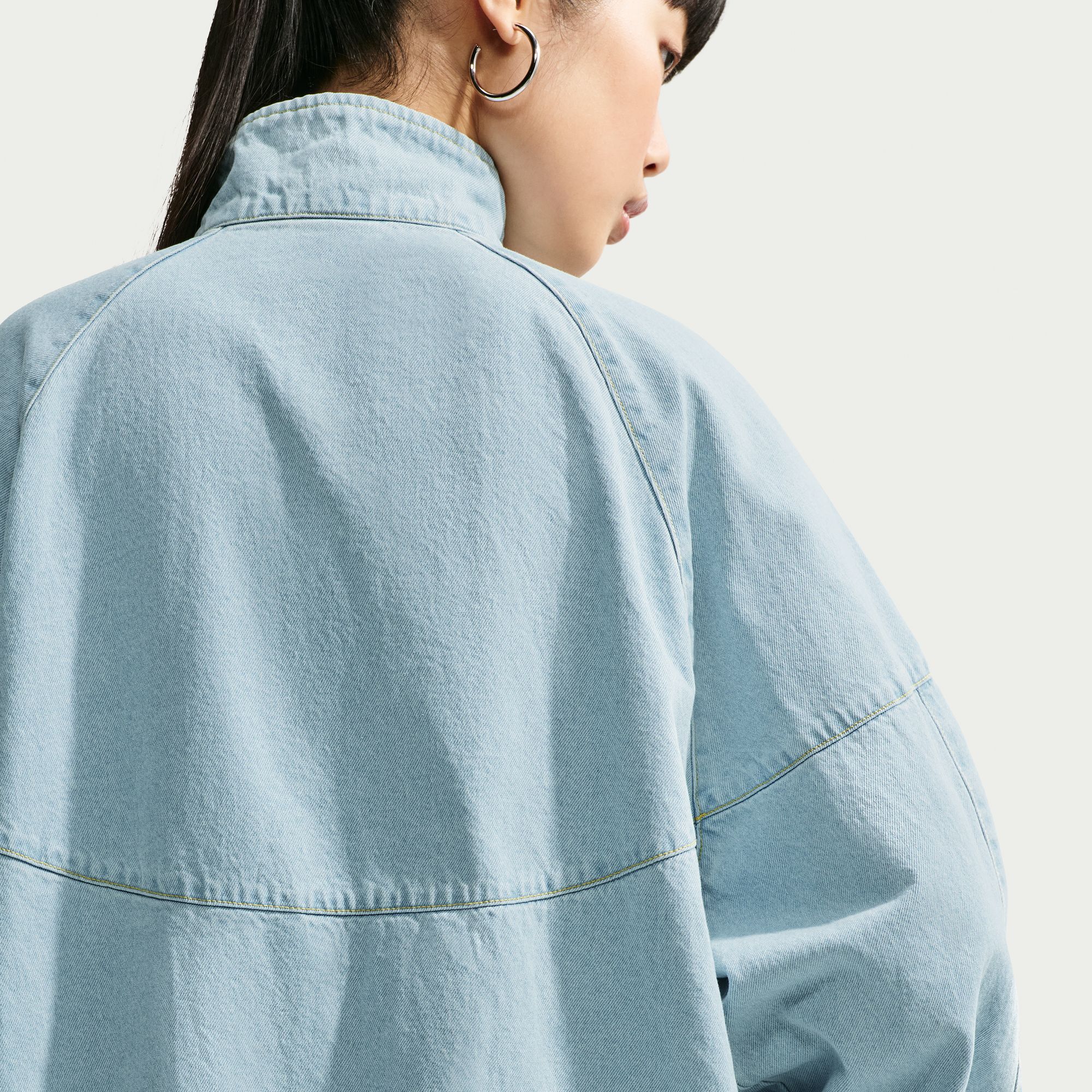 Nike Windrunner image number 2
