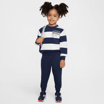 Nike Sportswear Club