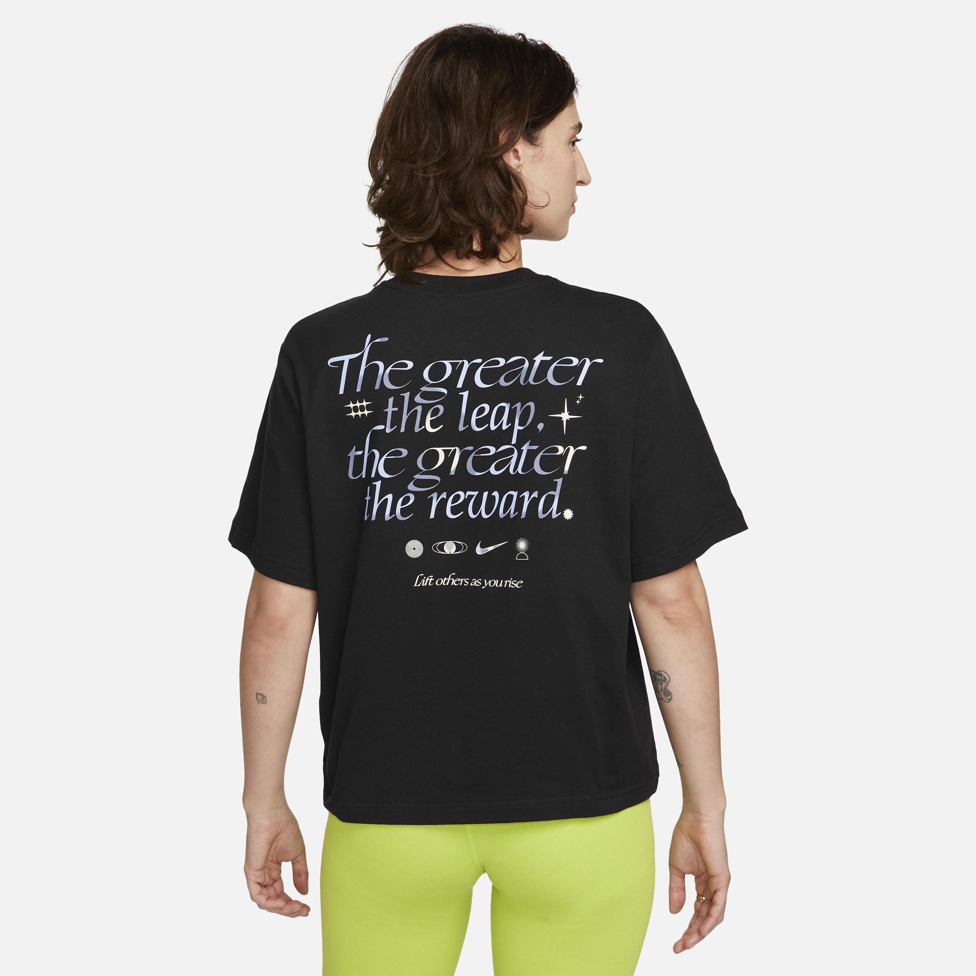 نايكي سبورتسوير image number 1