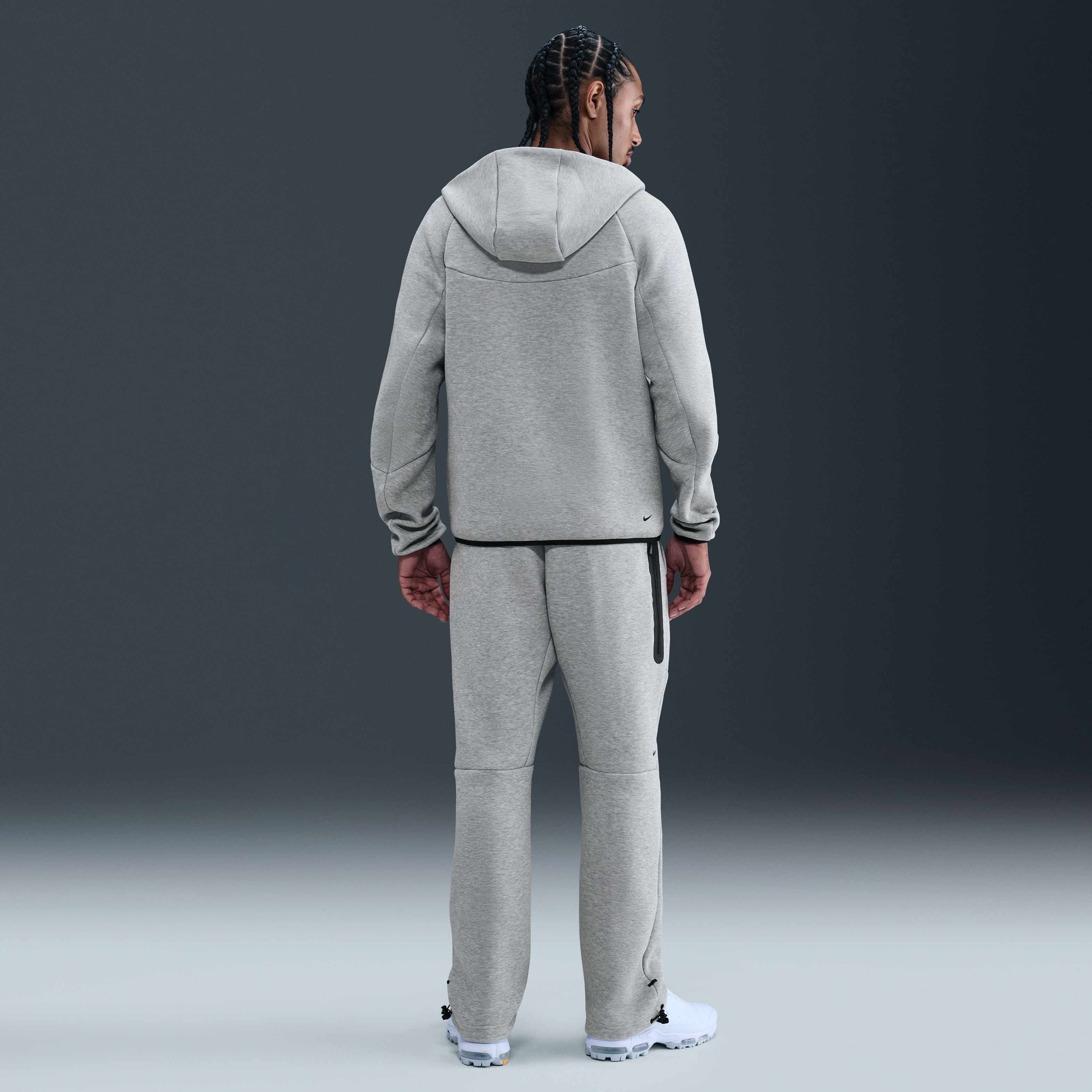 نايكي تك image number 3