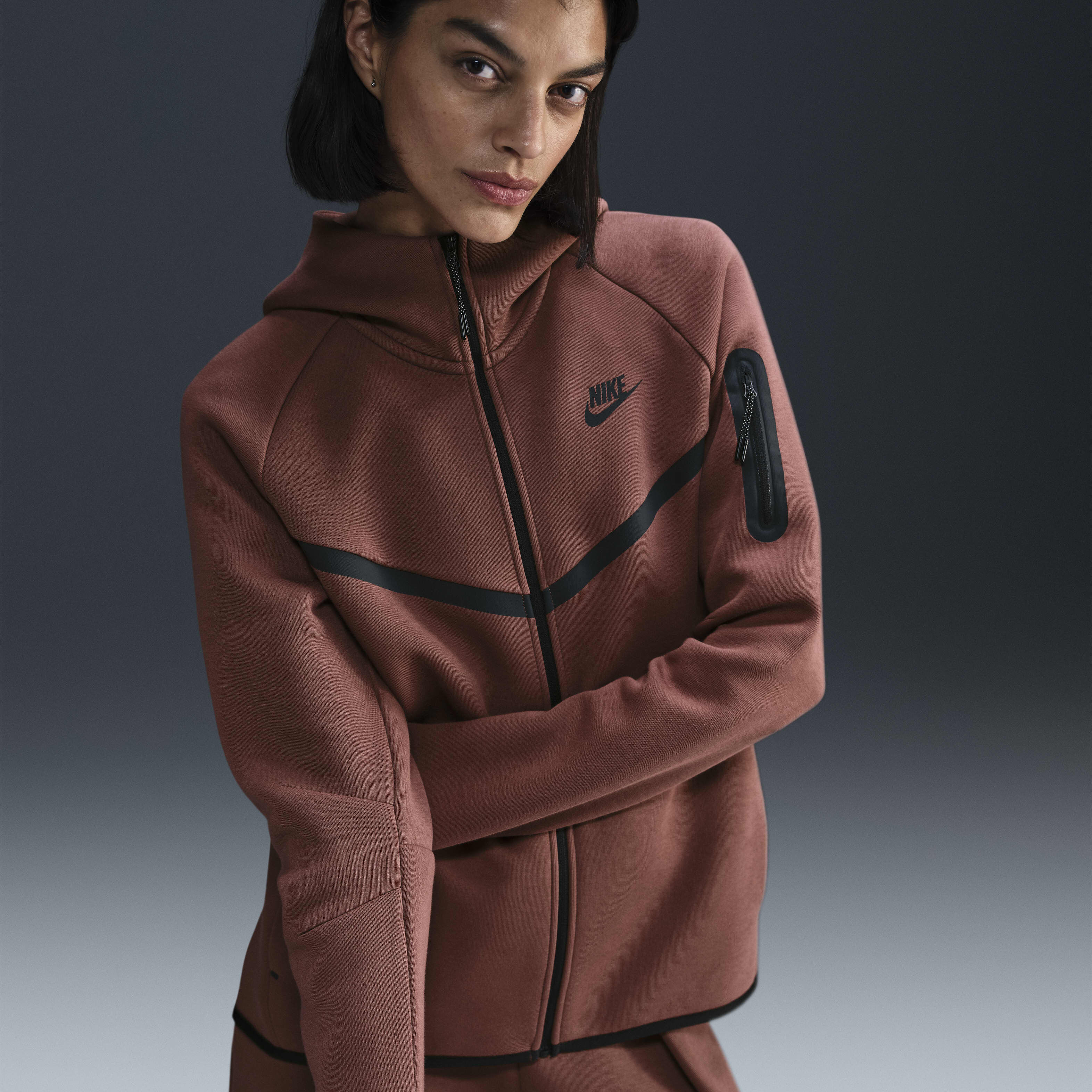 Nike tech sweater womens clearance