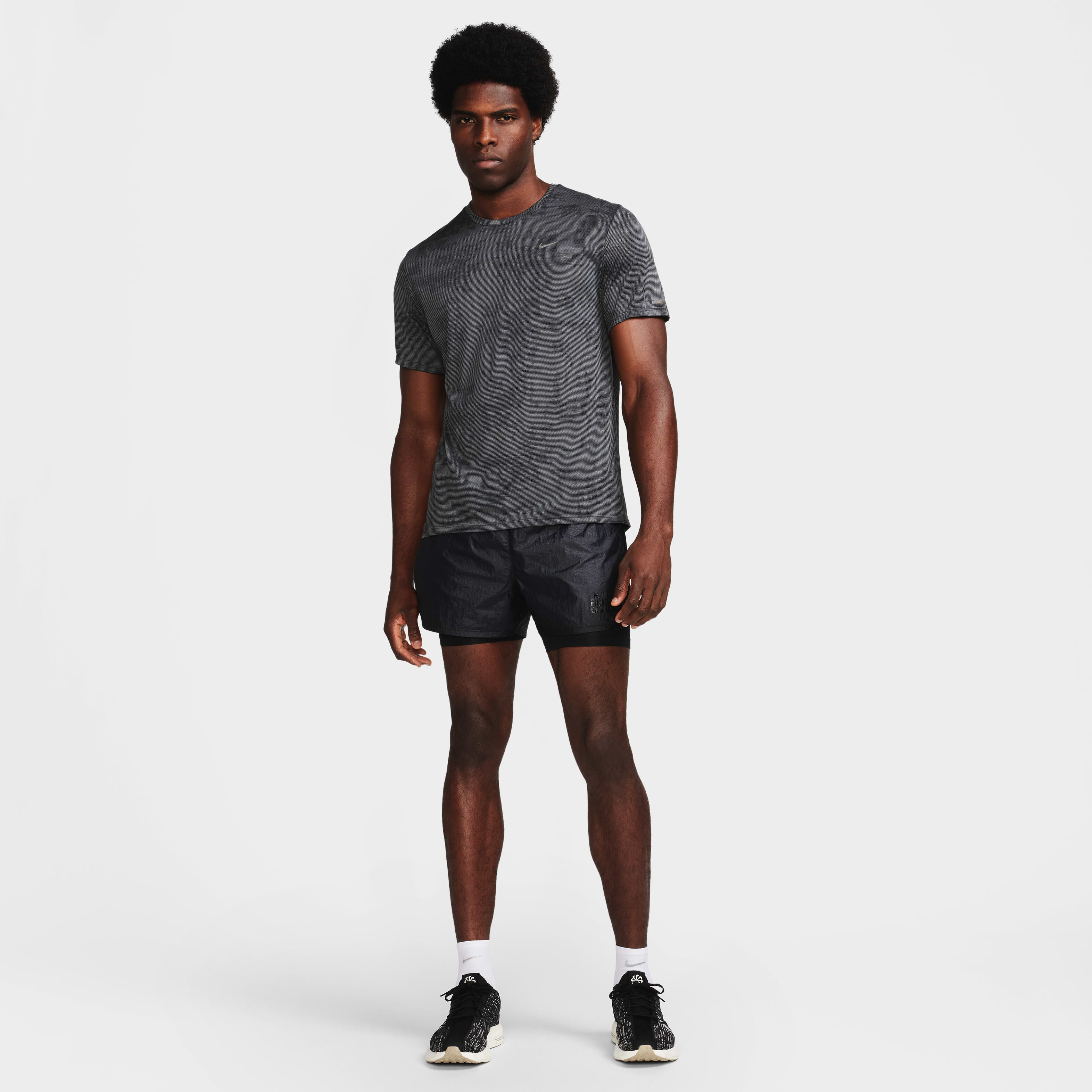 Nike Running Division image number 5