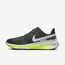 Nike Structure 25