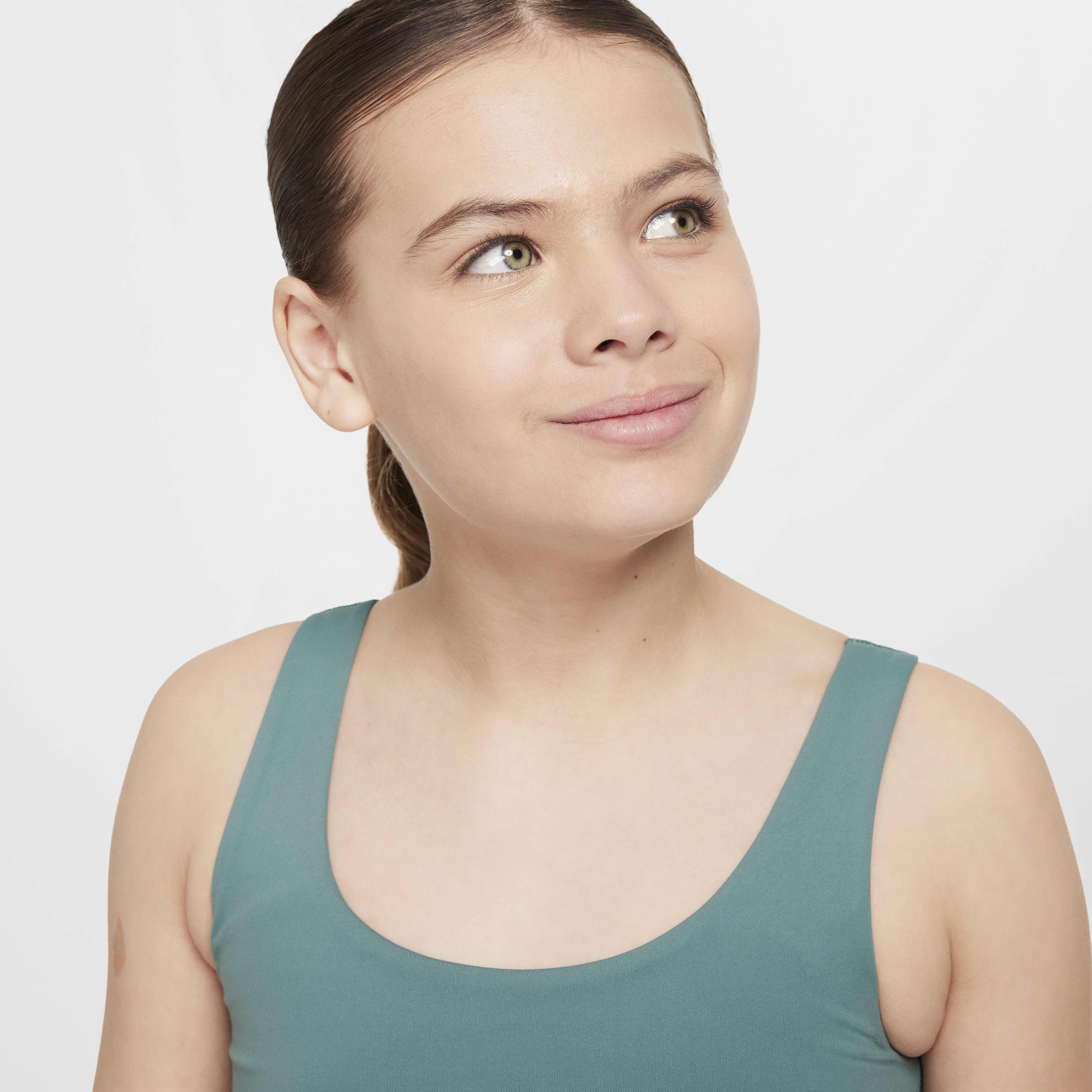 Nike Alate All U image number 2