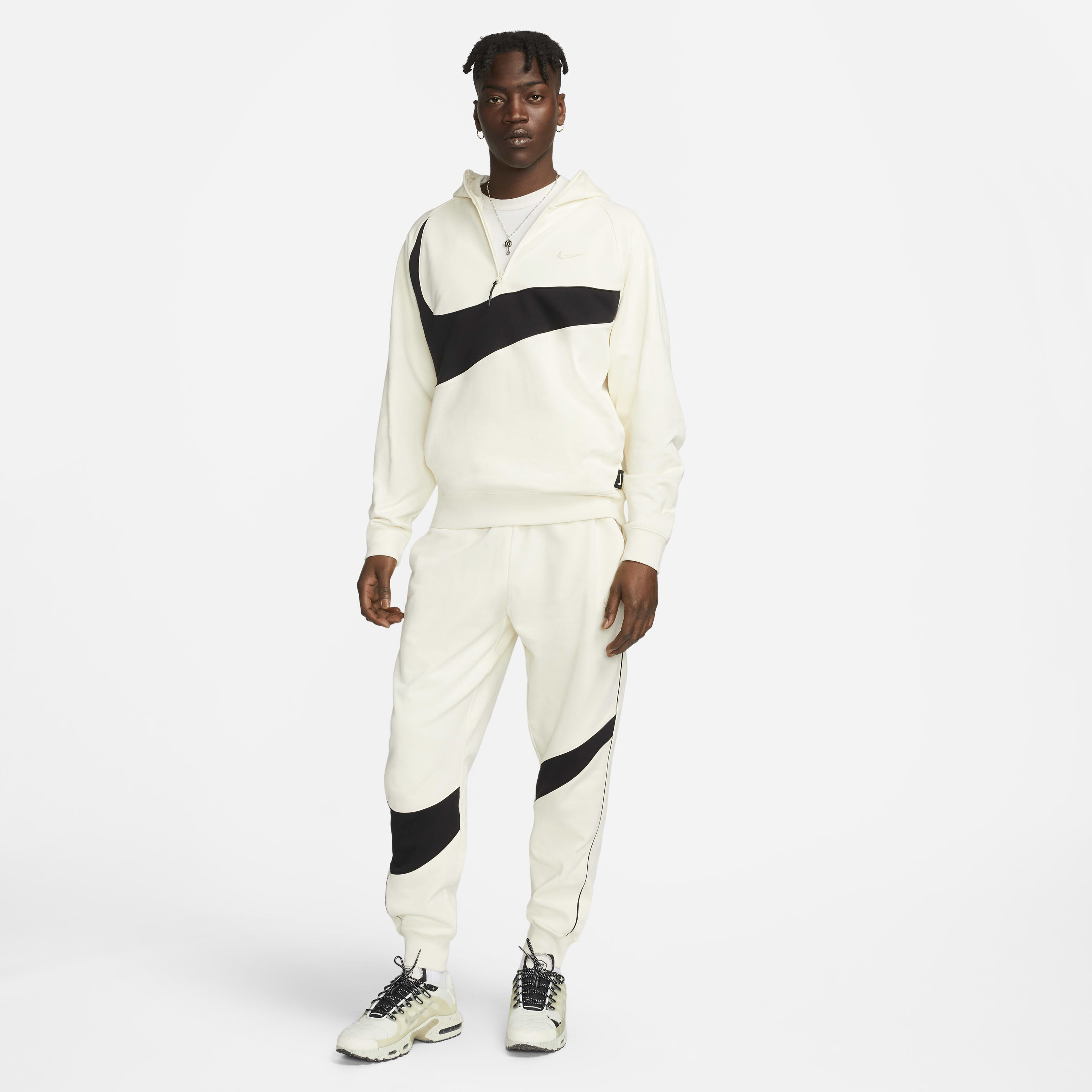 Nike Swoosh image number 6