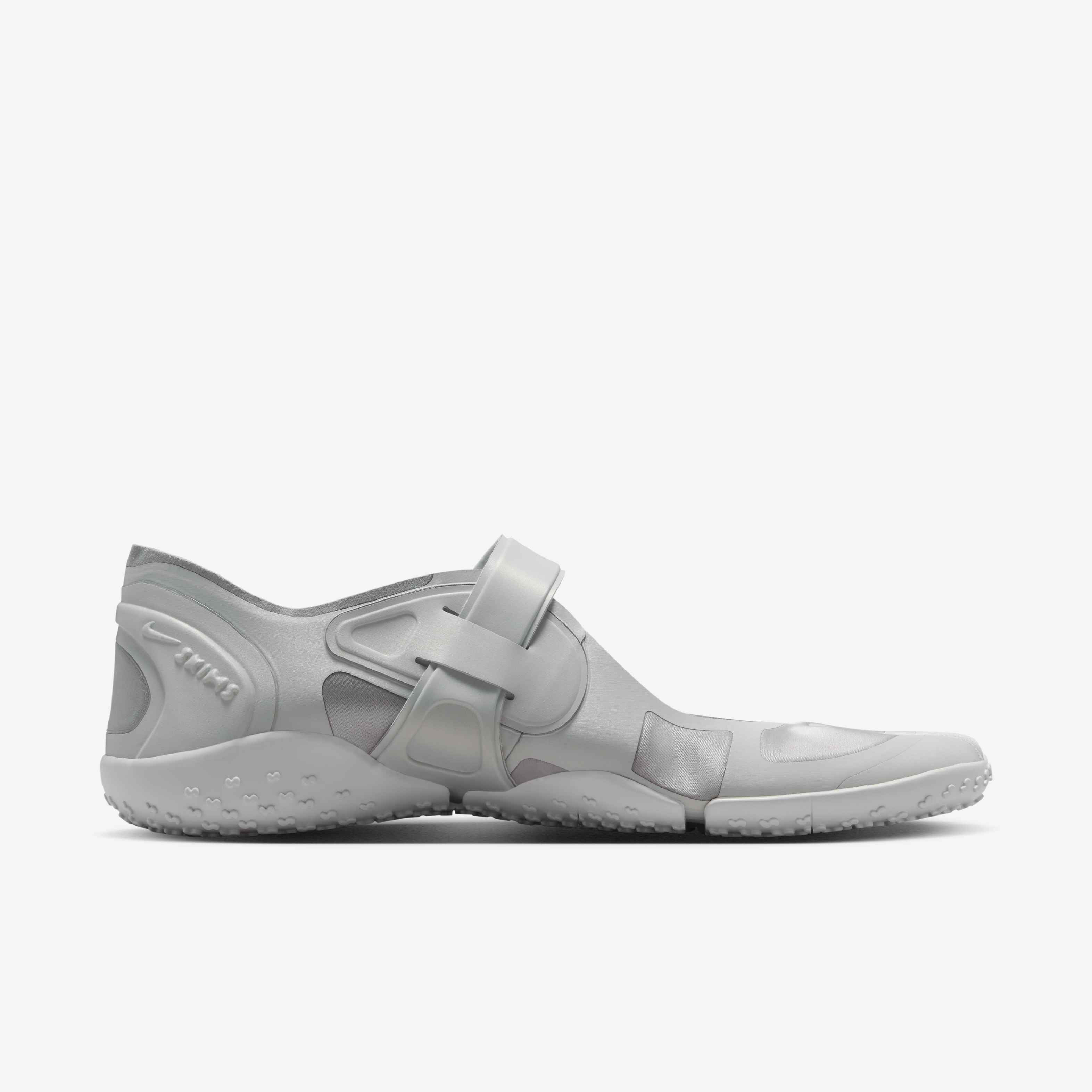 NikeSKIMS ريفت ساتين image number 2