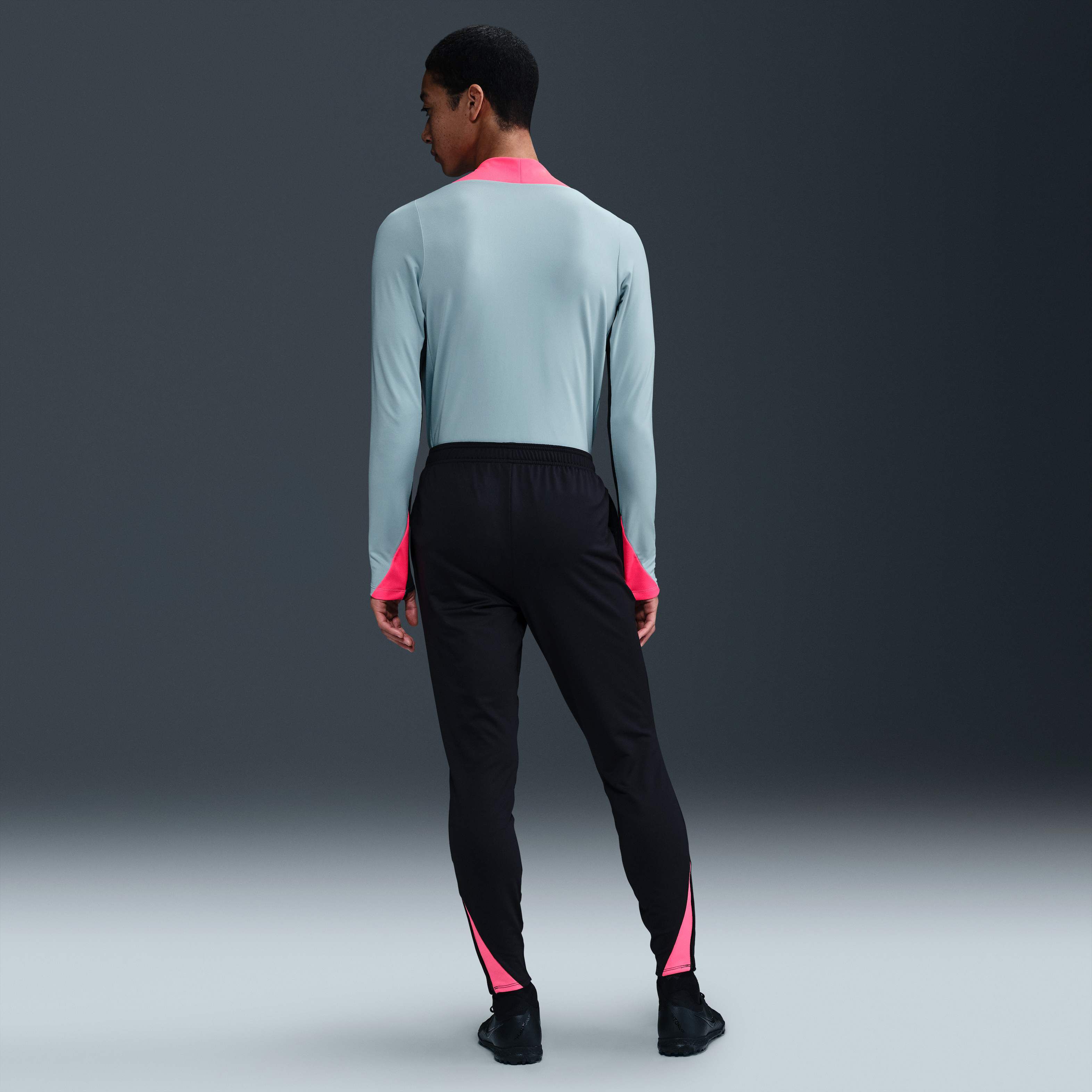 نايكي سترايك image number 4