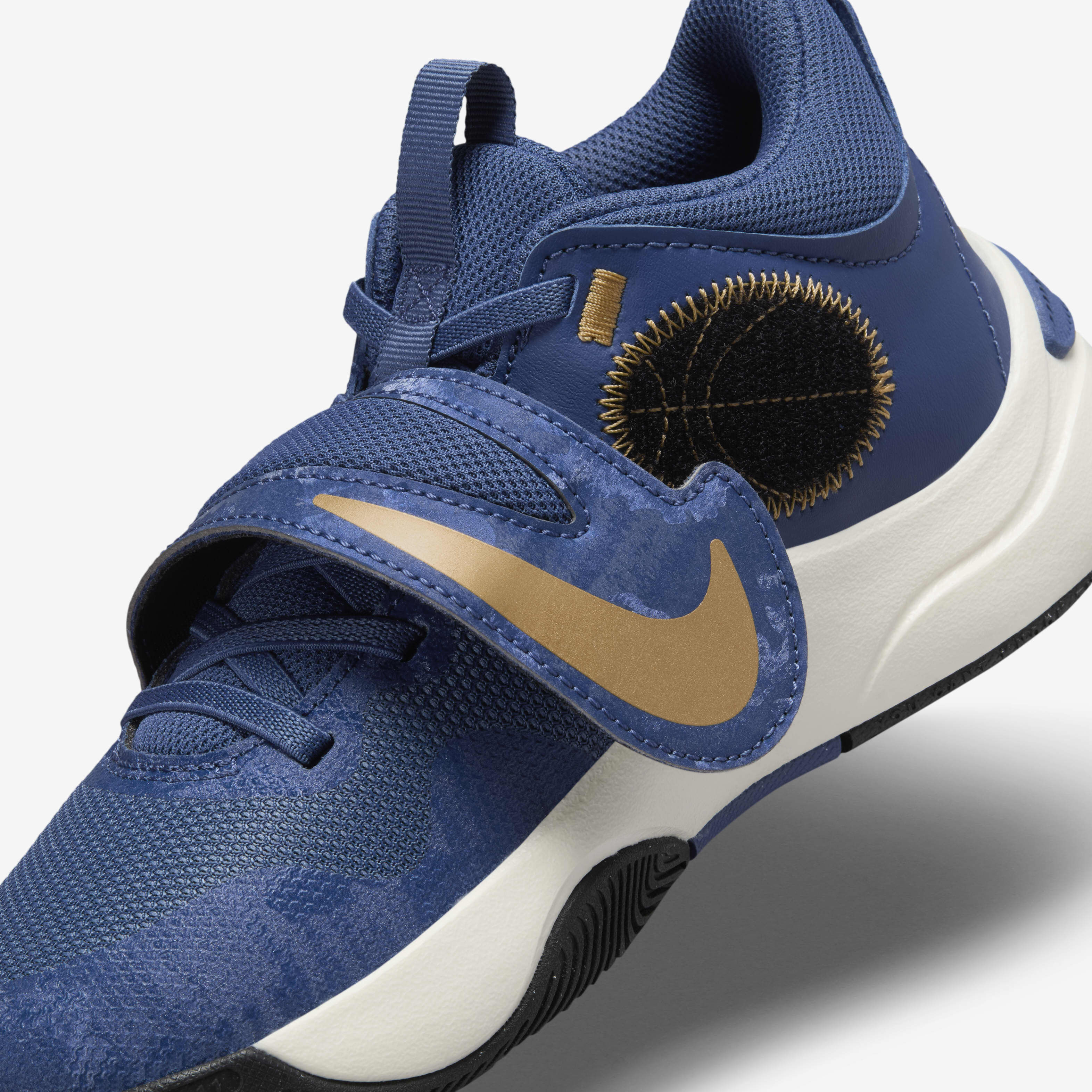 Nike basketball shoes uae shop