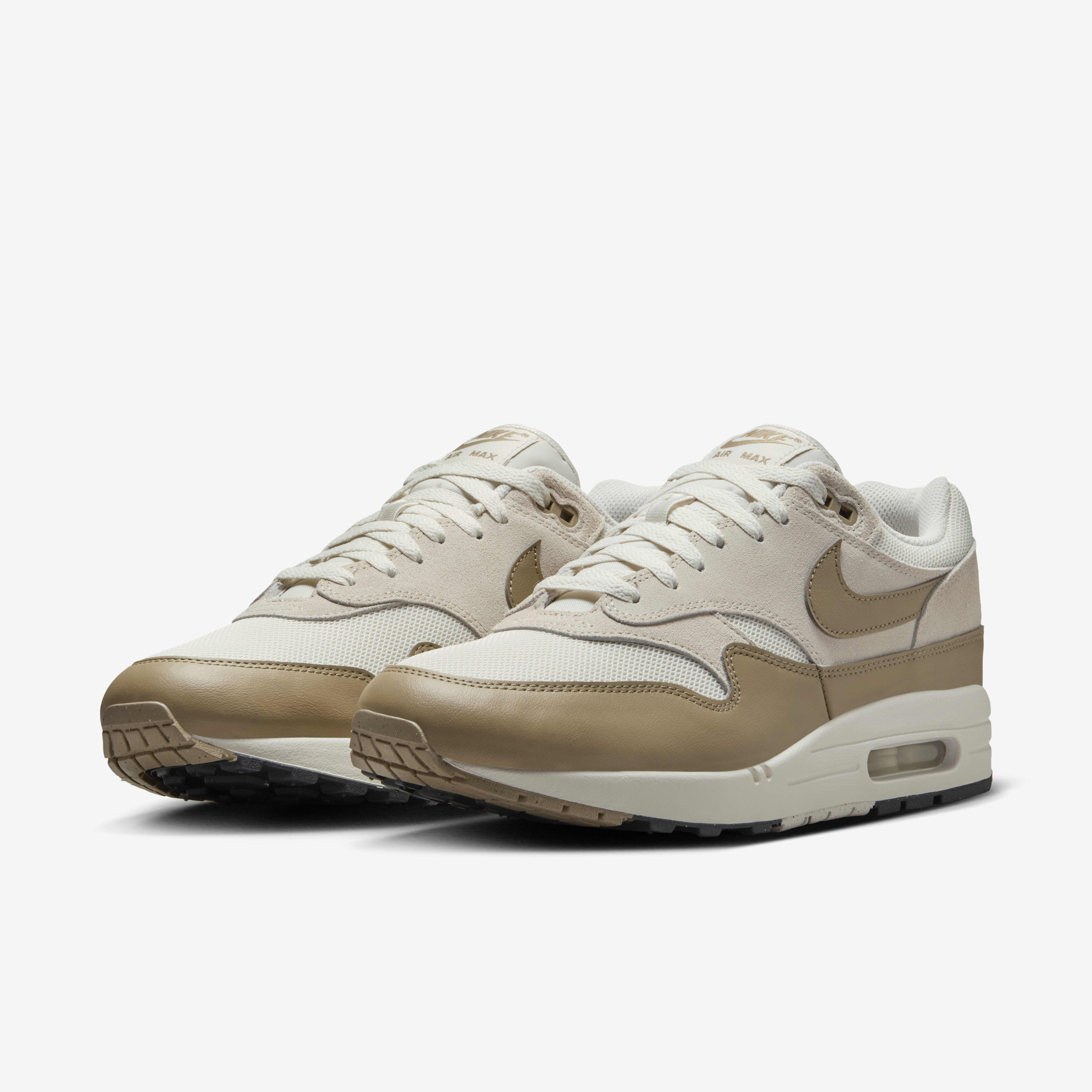 Essential nike deals