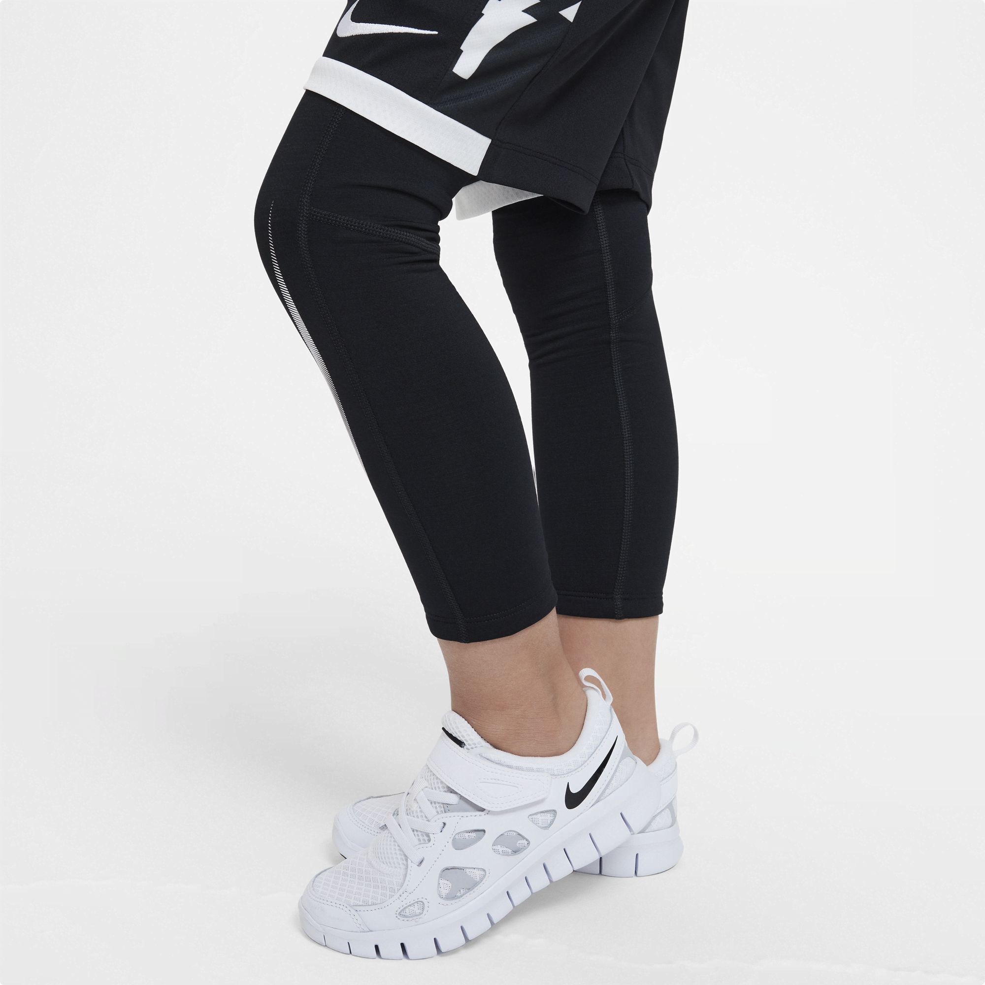 Nike tights cheap under shorts