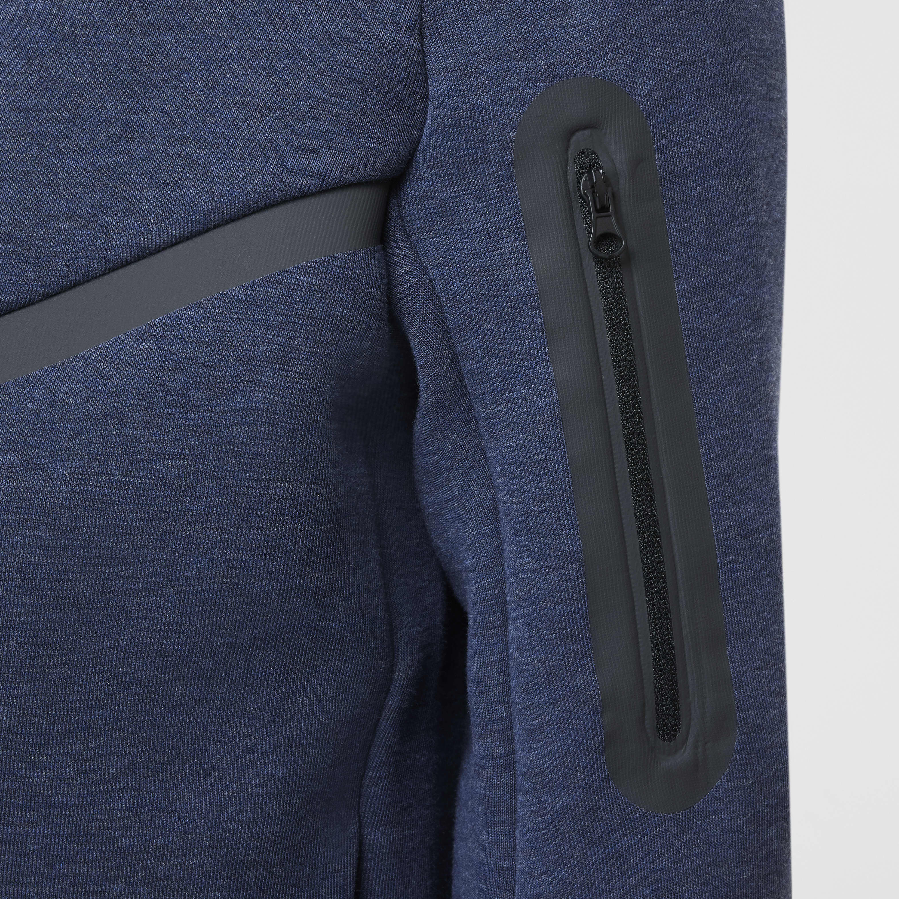 Nike Sportswear Tech Fleece image number 4