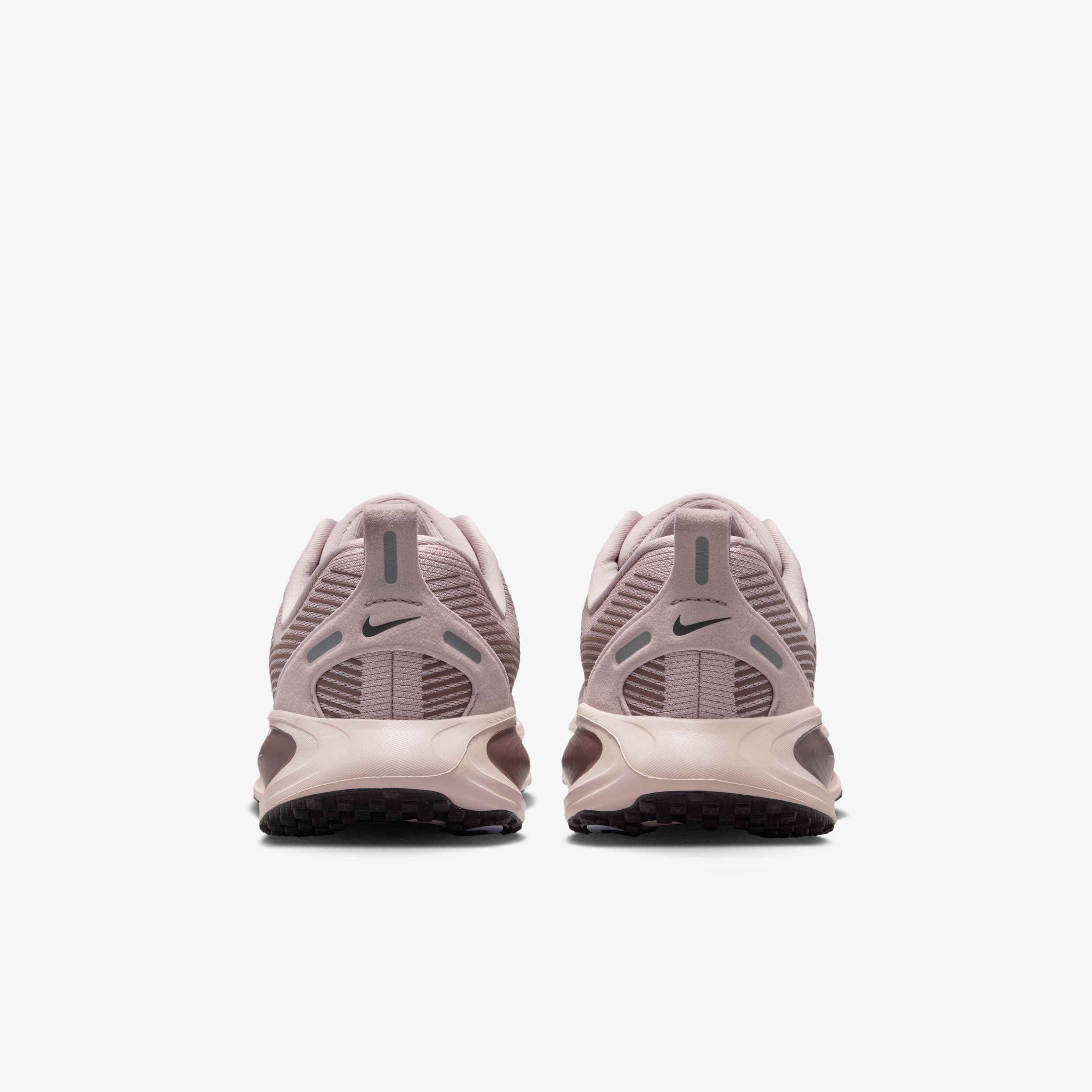 نايكي فوميرو 18 image number 5