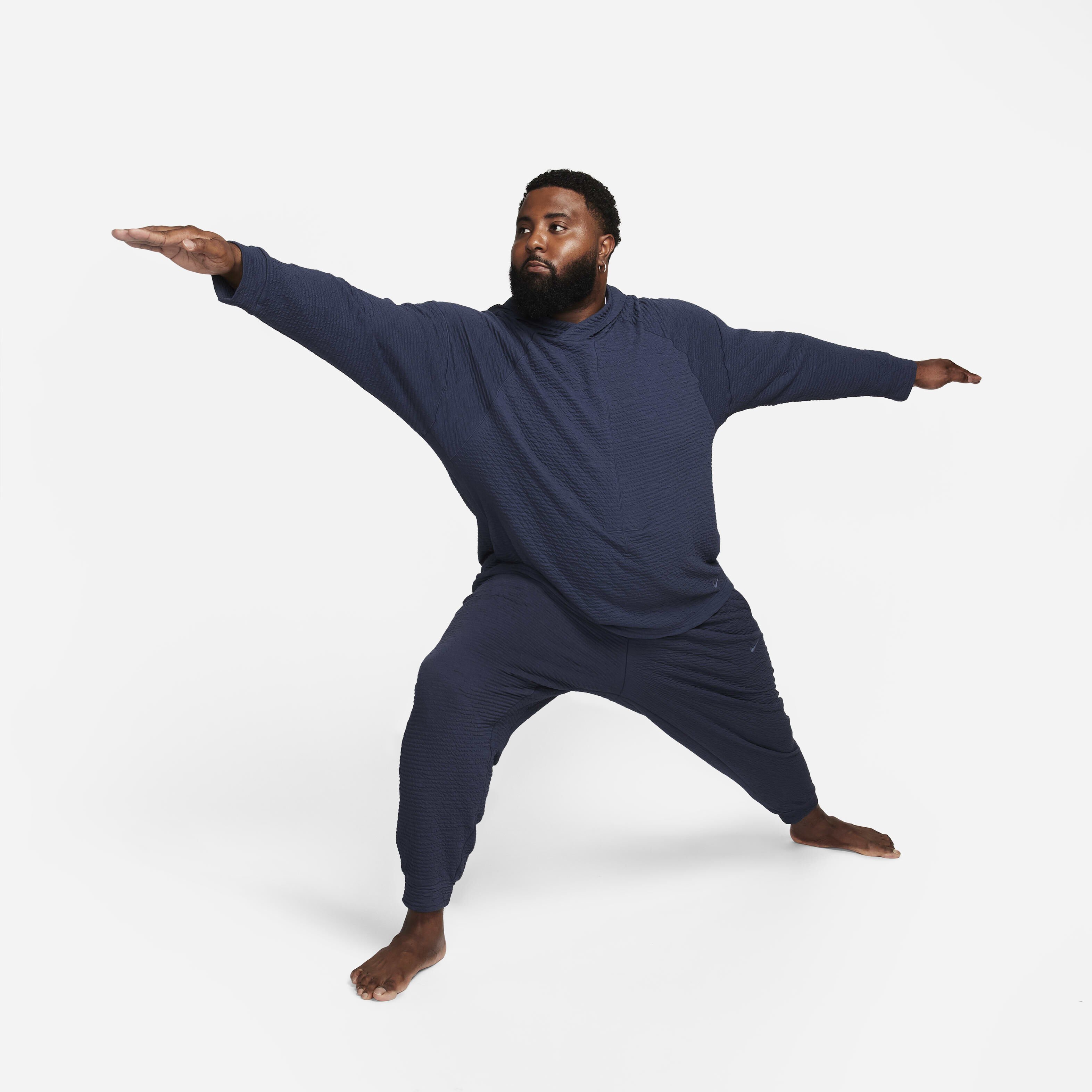 نايكي يوغا تيكستشر image number 12