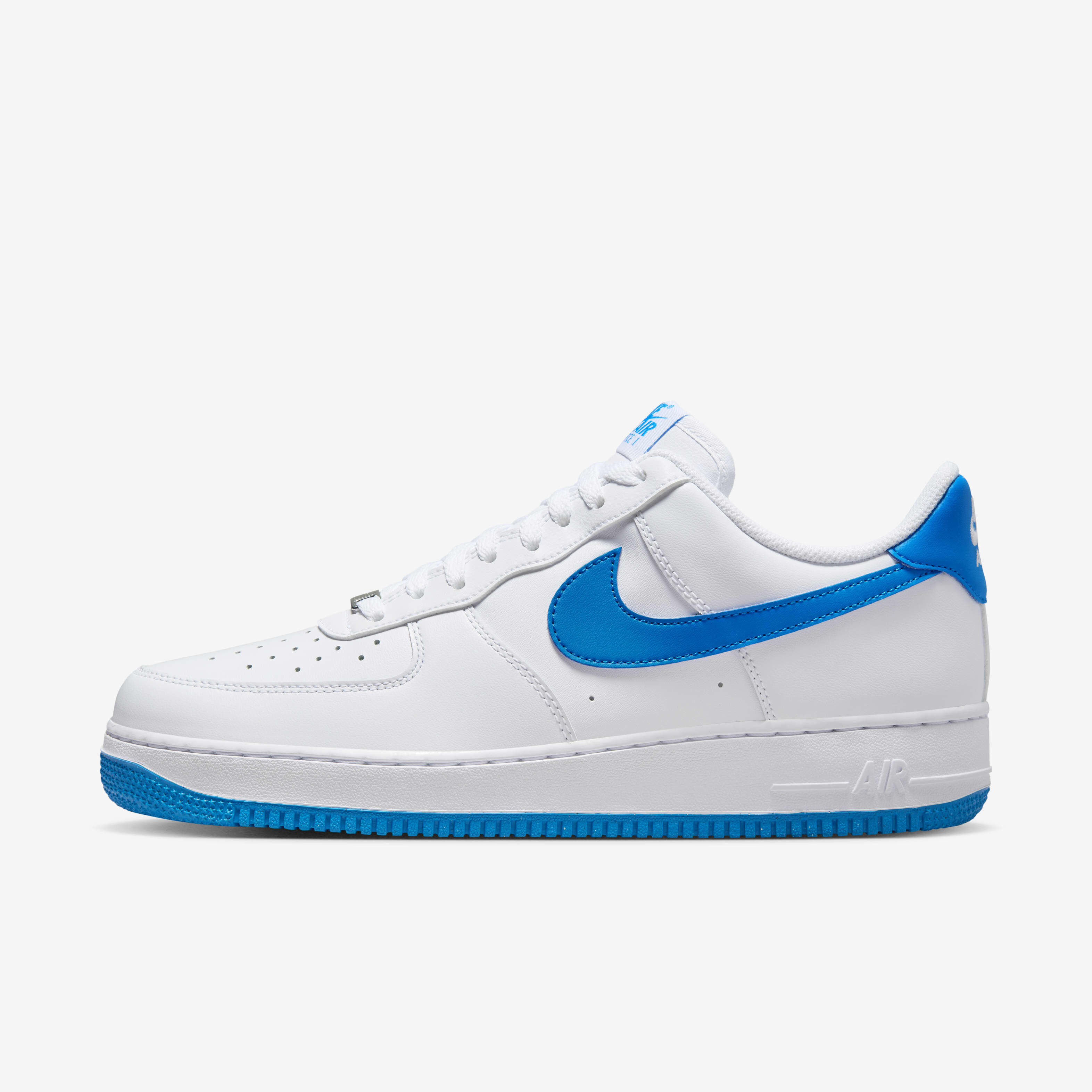 Buy Nike Air Force 1 07 Men s Shoes Nike UAE Official