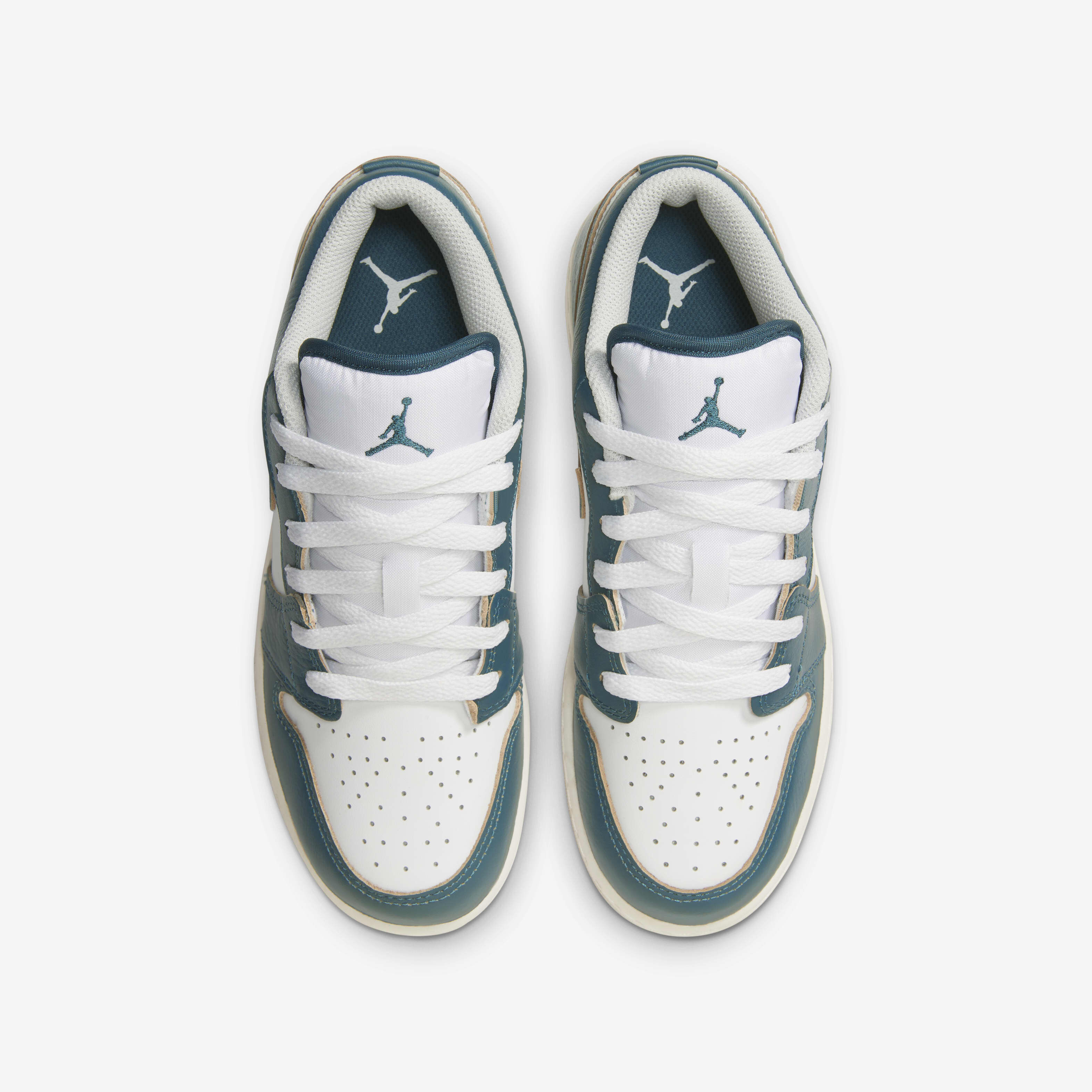 Air Jordan 1 Low SE image number 3