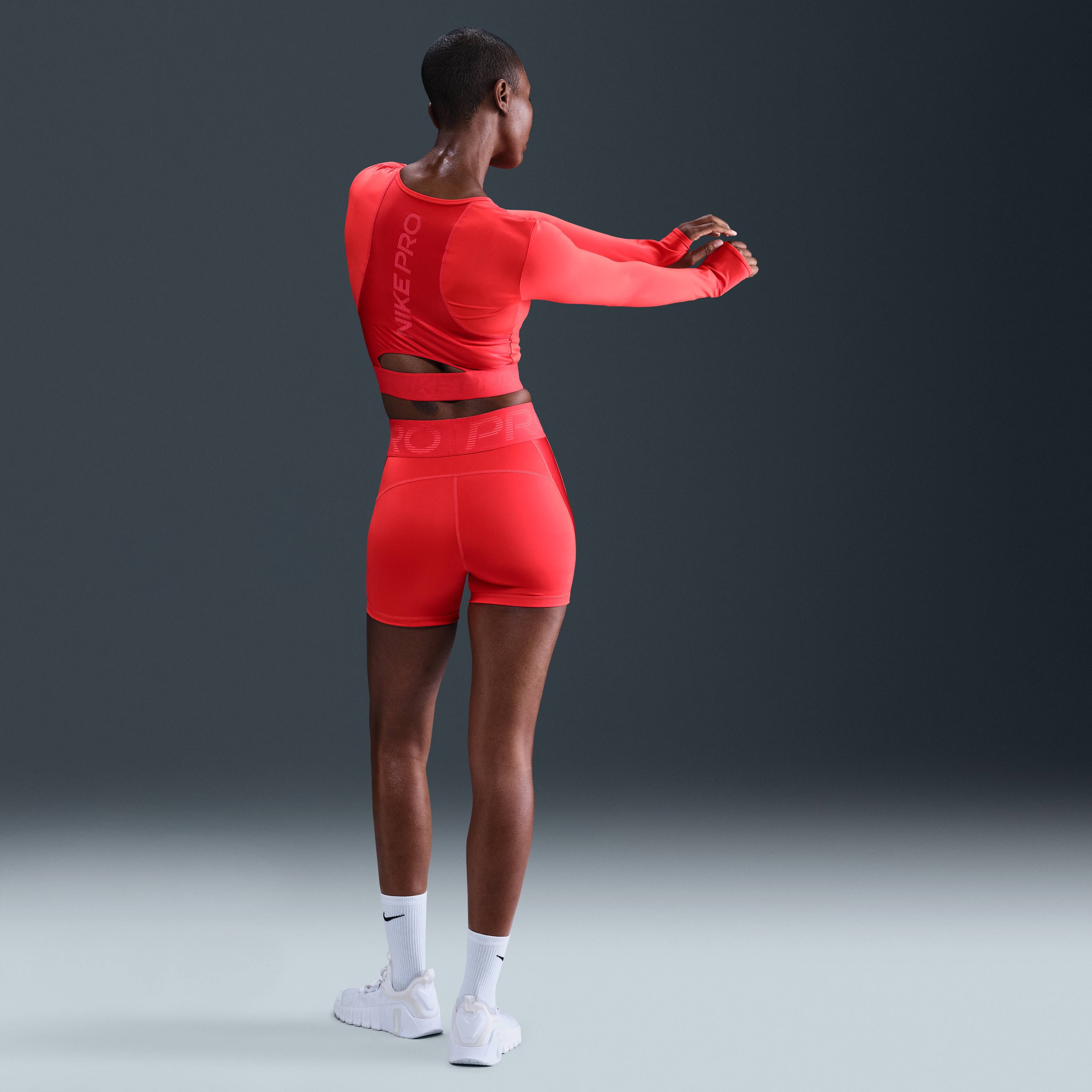 Nike Pro Sculpt image number 3