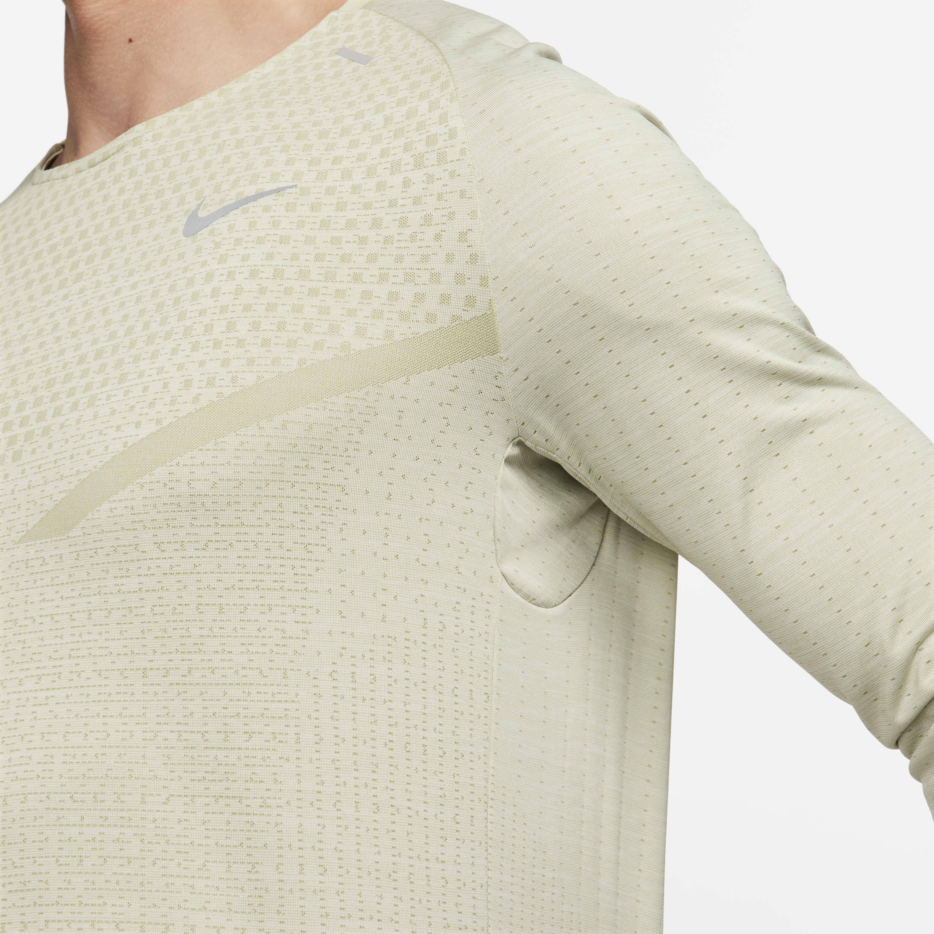Nike TechKnit image number 3