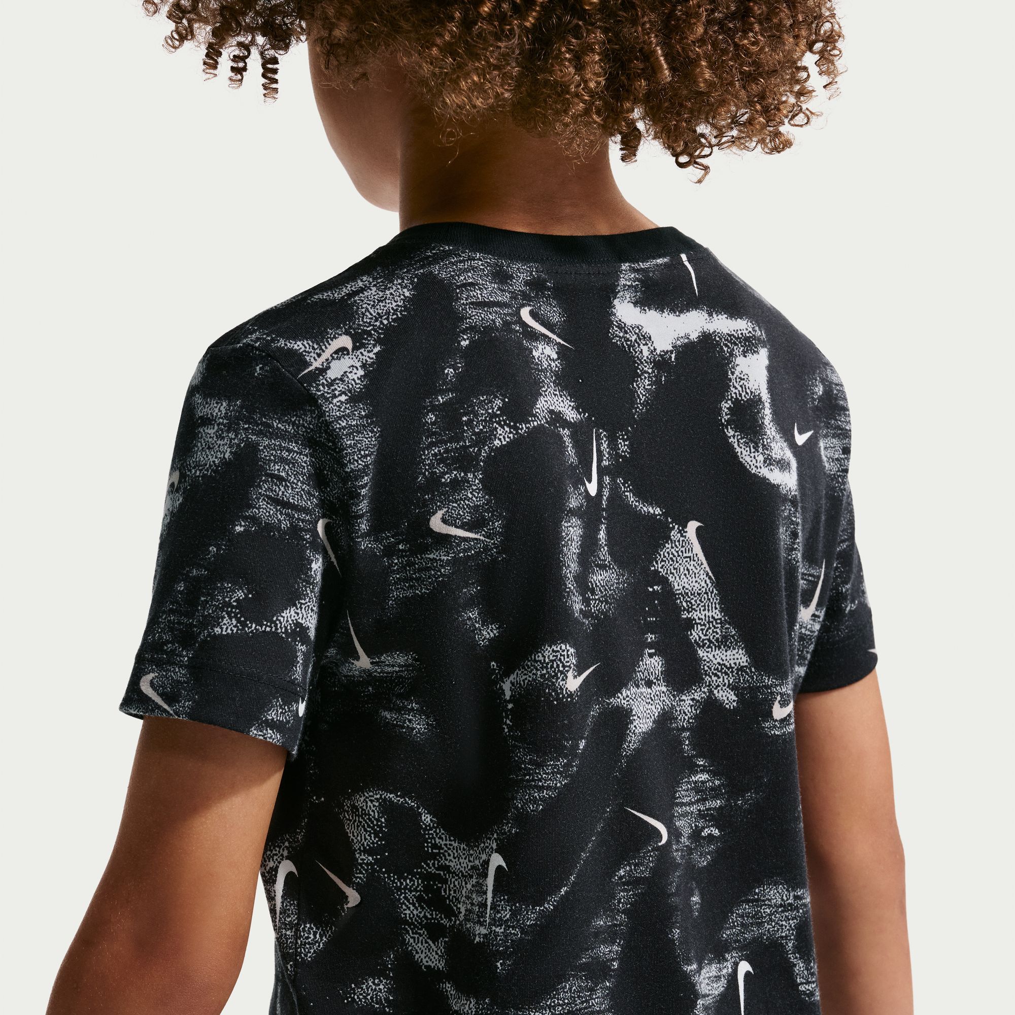 Nike Sportswear image number 2