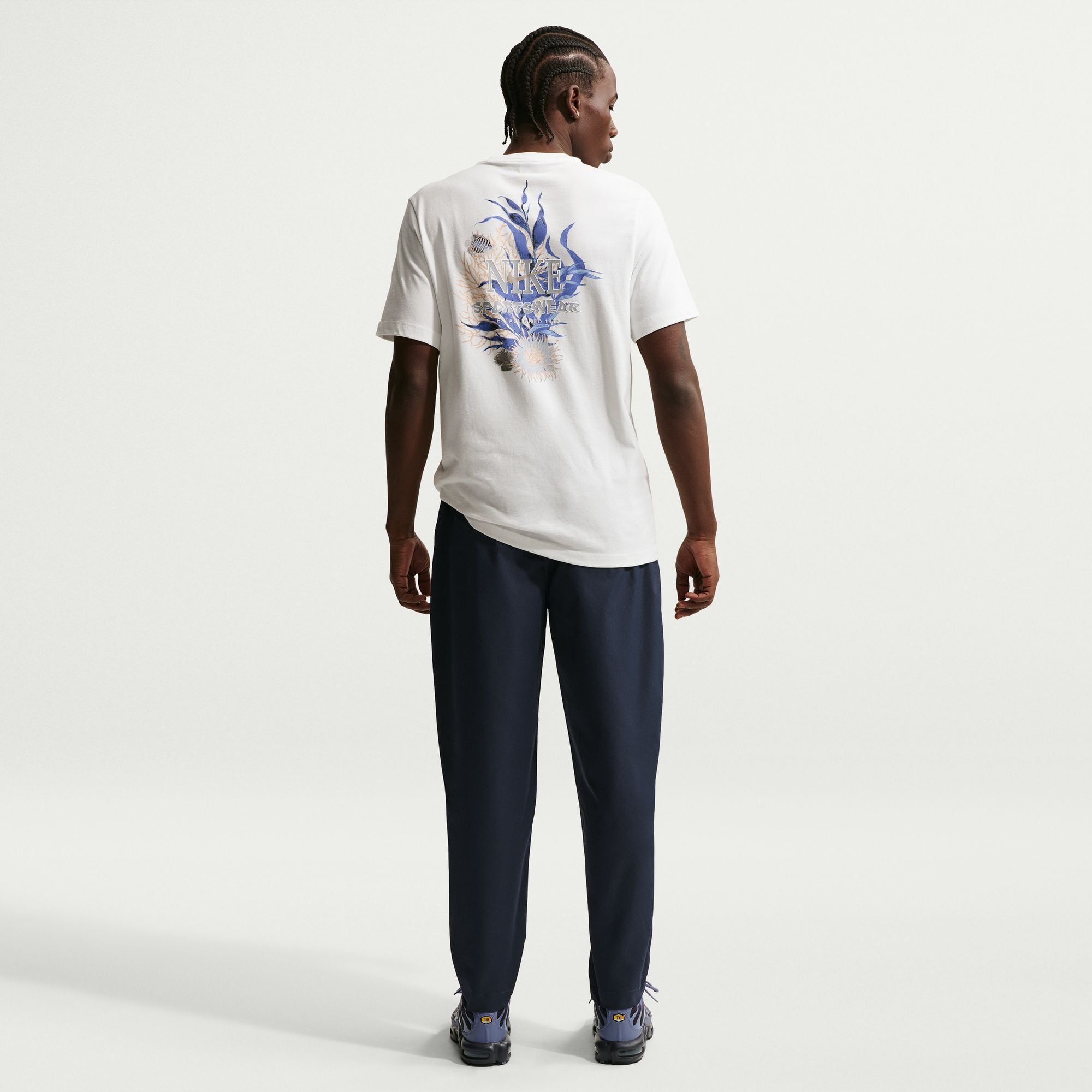 Nike Club image number 1