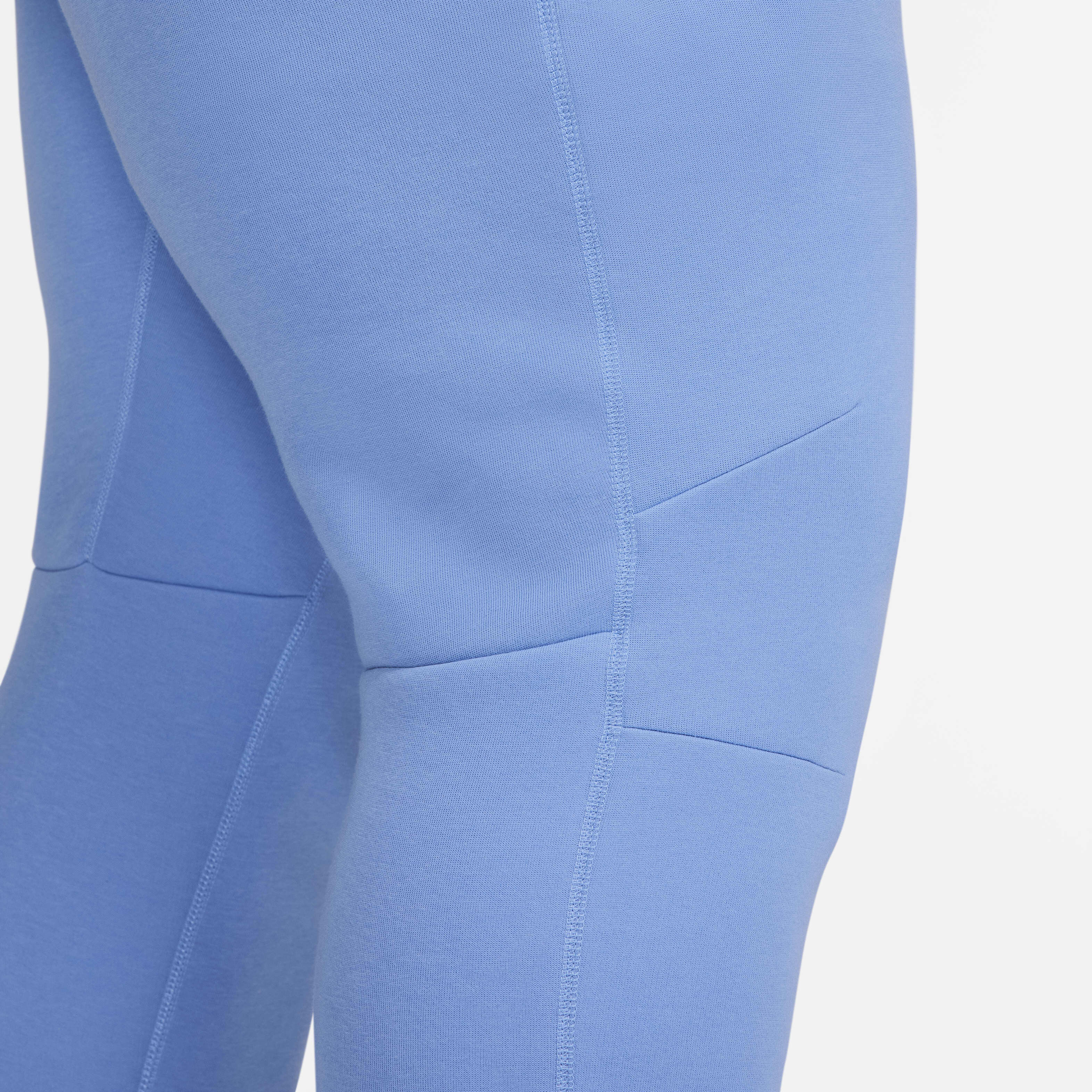 Nike Sportswear Tech Fleece image number 16