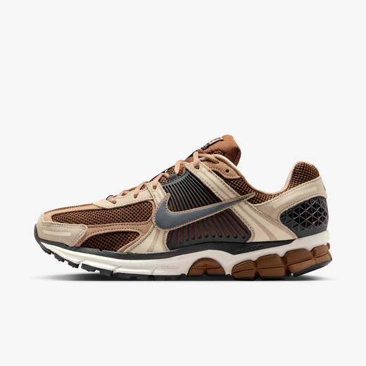 نايكي زووم فوميرو 5