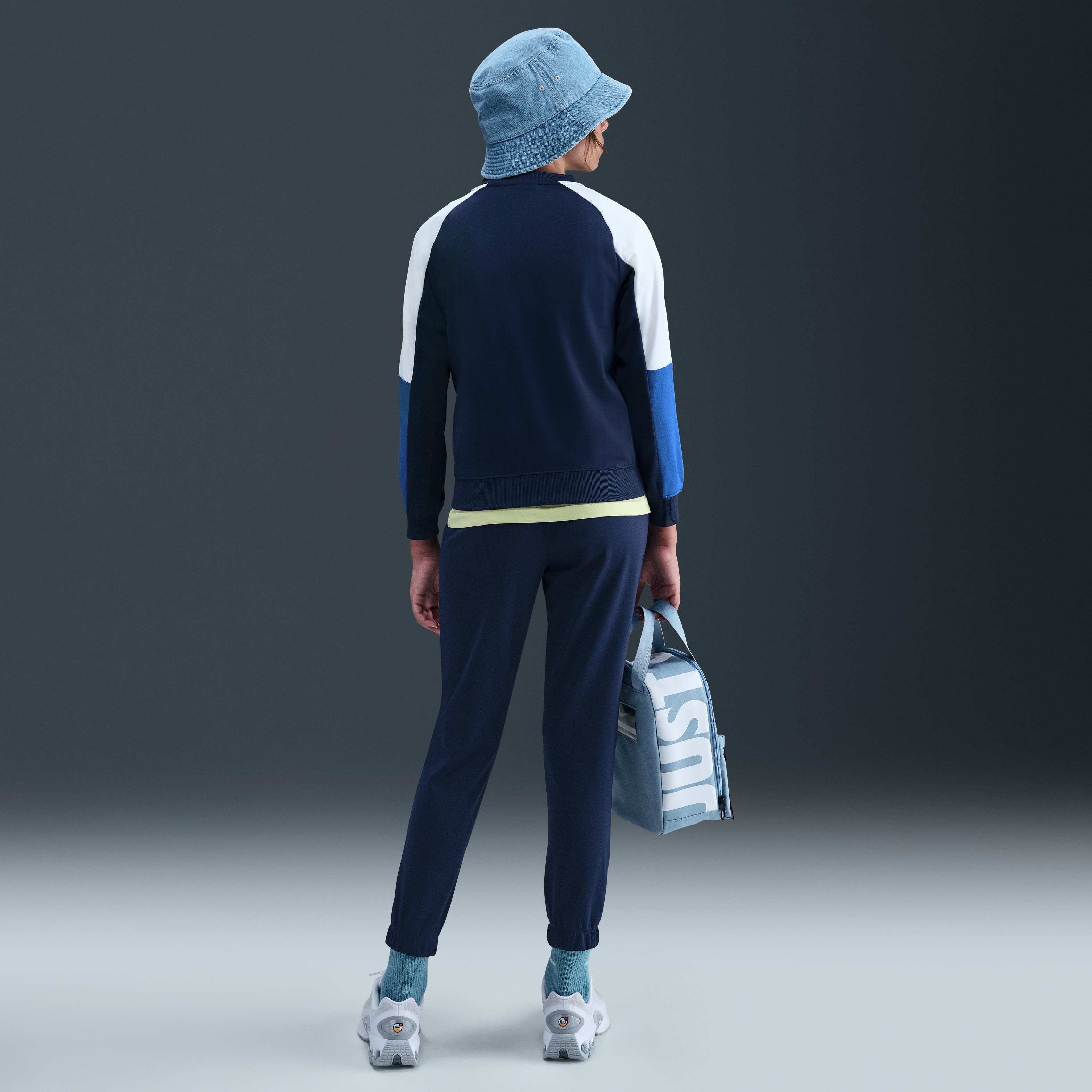 Nike Sportswear image number 6