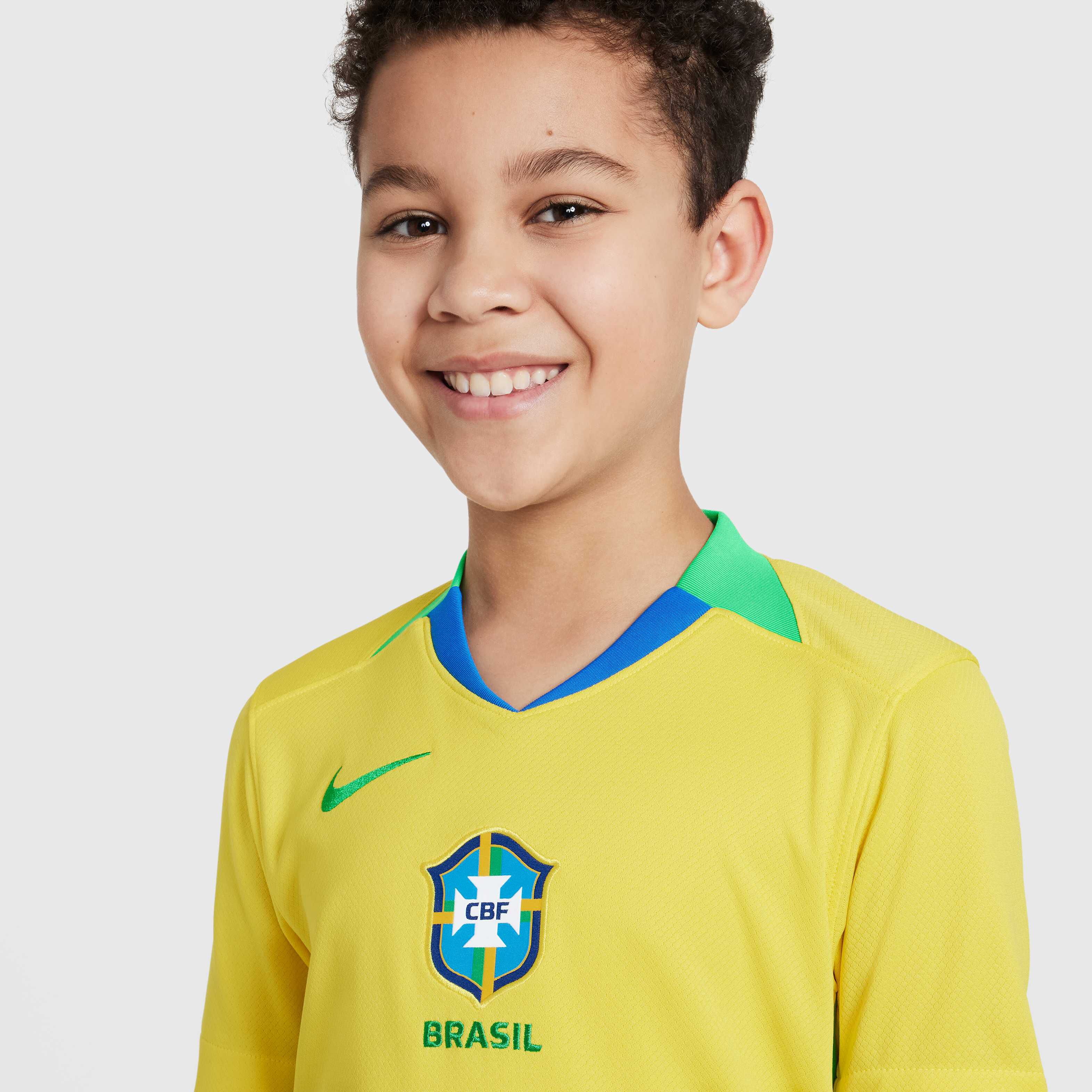 Brazil 2025 Stadium Home (Women's Team) image number 2