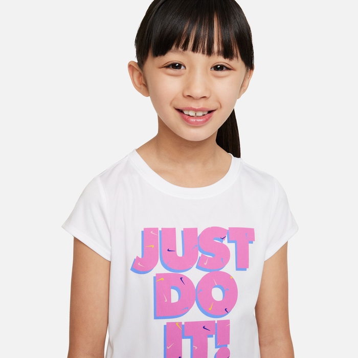 طقم شورت نايكي سووش لوجو تيمبو image number 1 طقم شورت نايكي سووش لوجو تيمبو image number 1