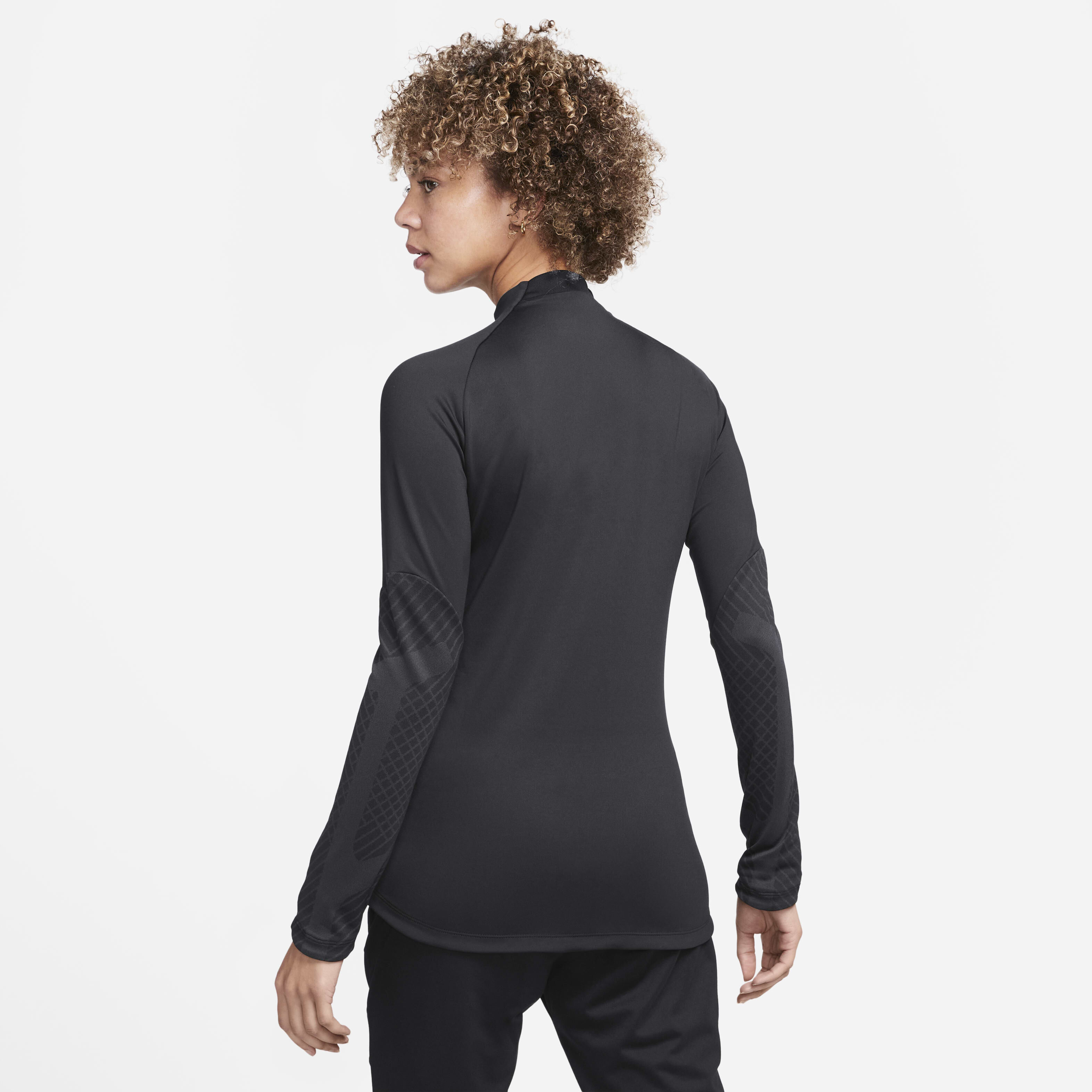 Nike Dri-FIT Strike image number 1