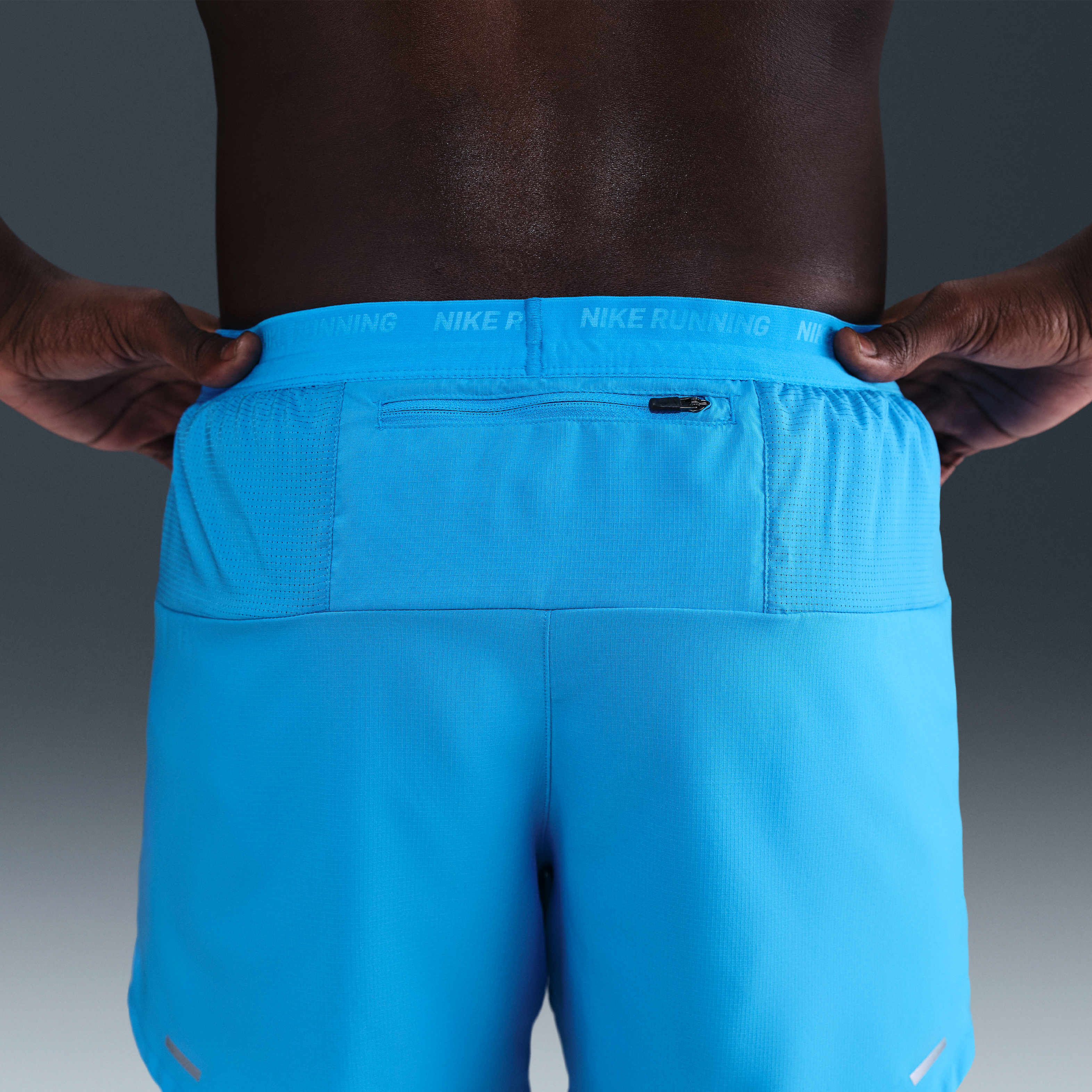 Nike Stride image number 2
