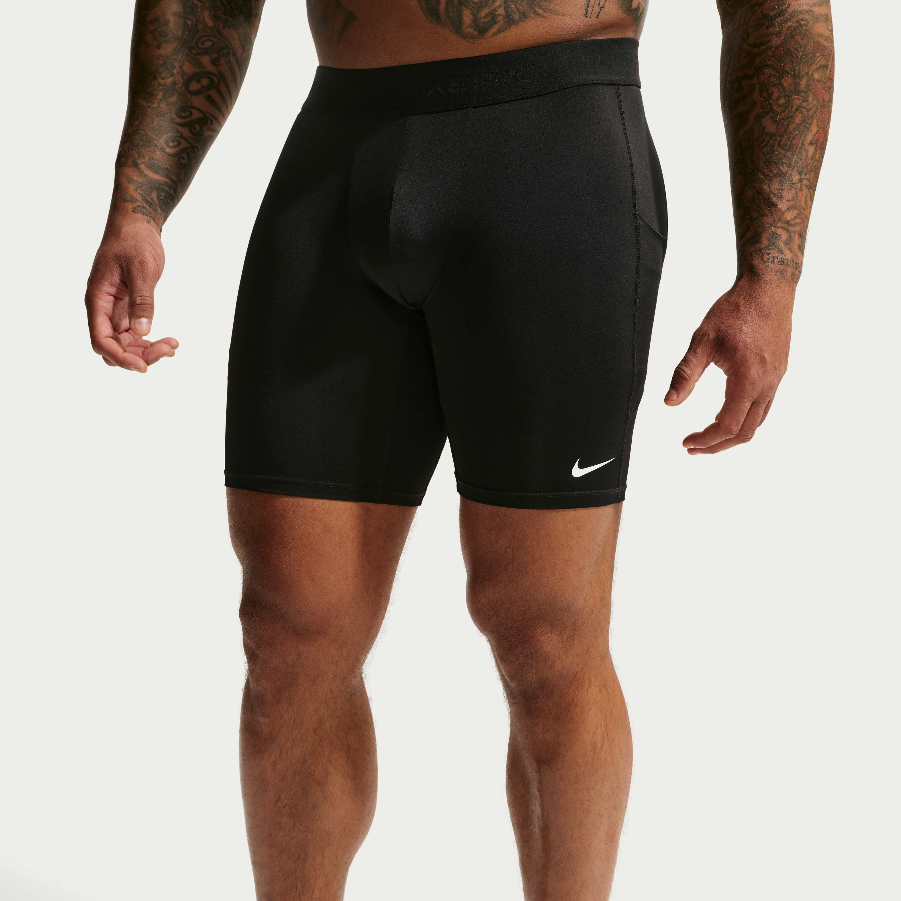 Nike Pro image number 8