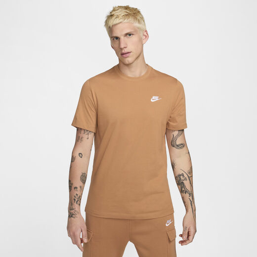 نايكي سبورتسوير كلوب